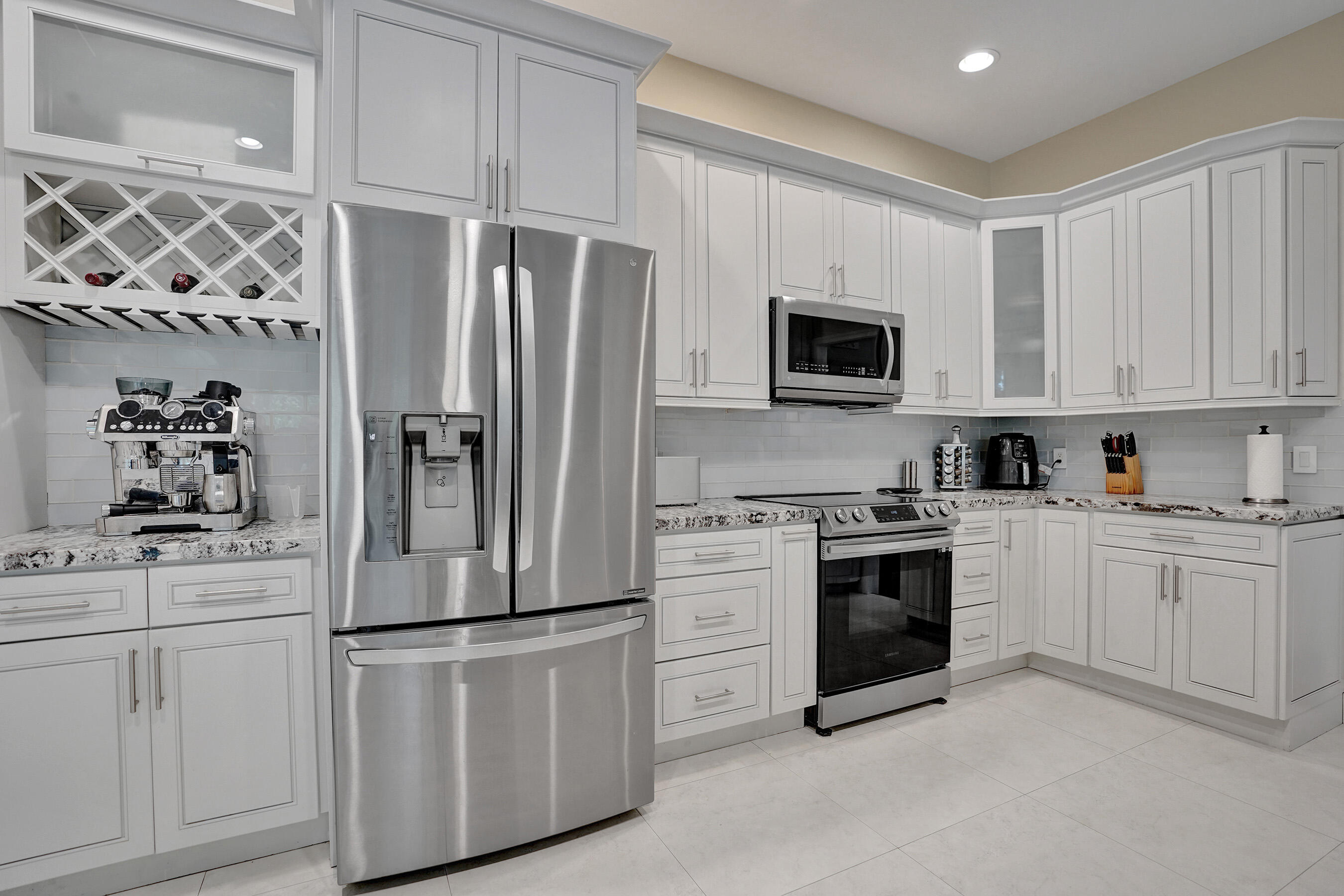 6400 NW 57TH Lane