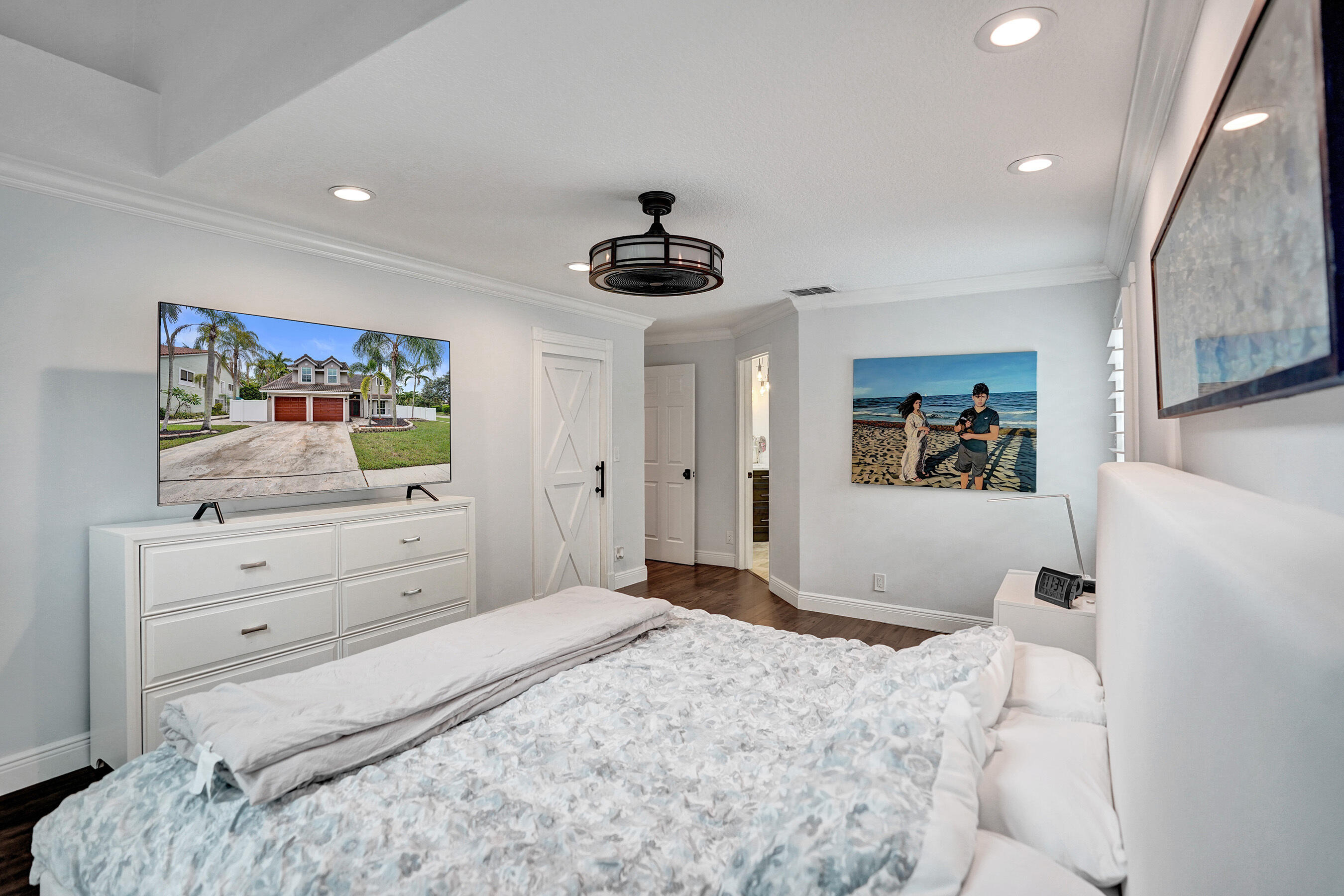 6400 NW 57TH Lane