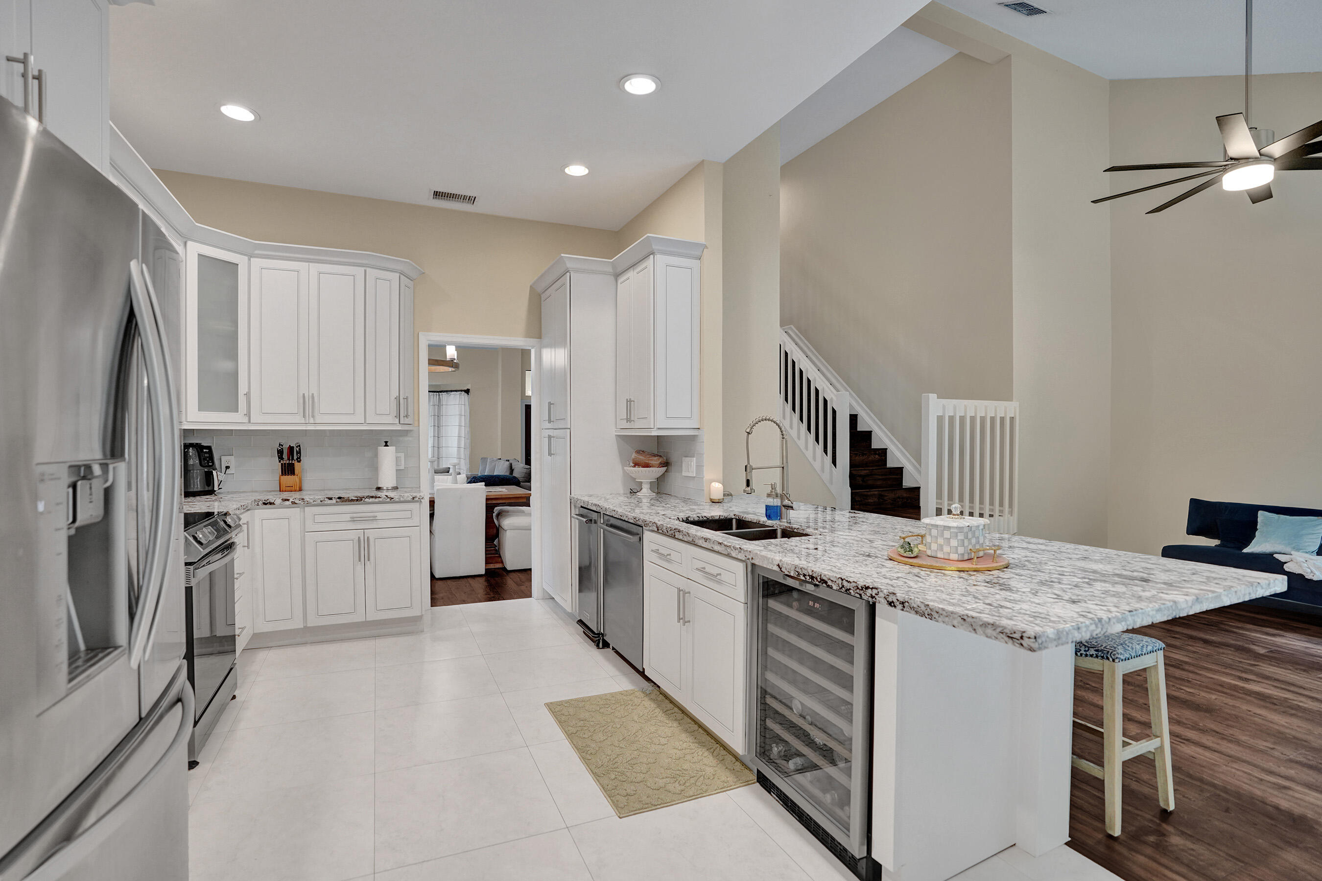6400 NW 57TH Lane