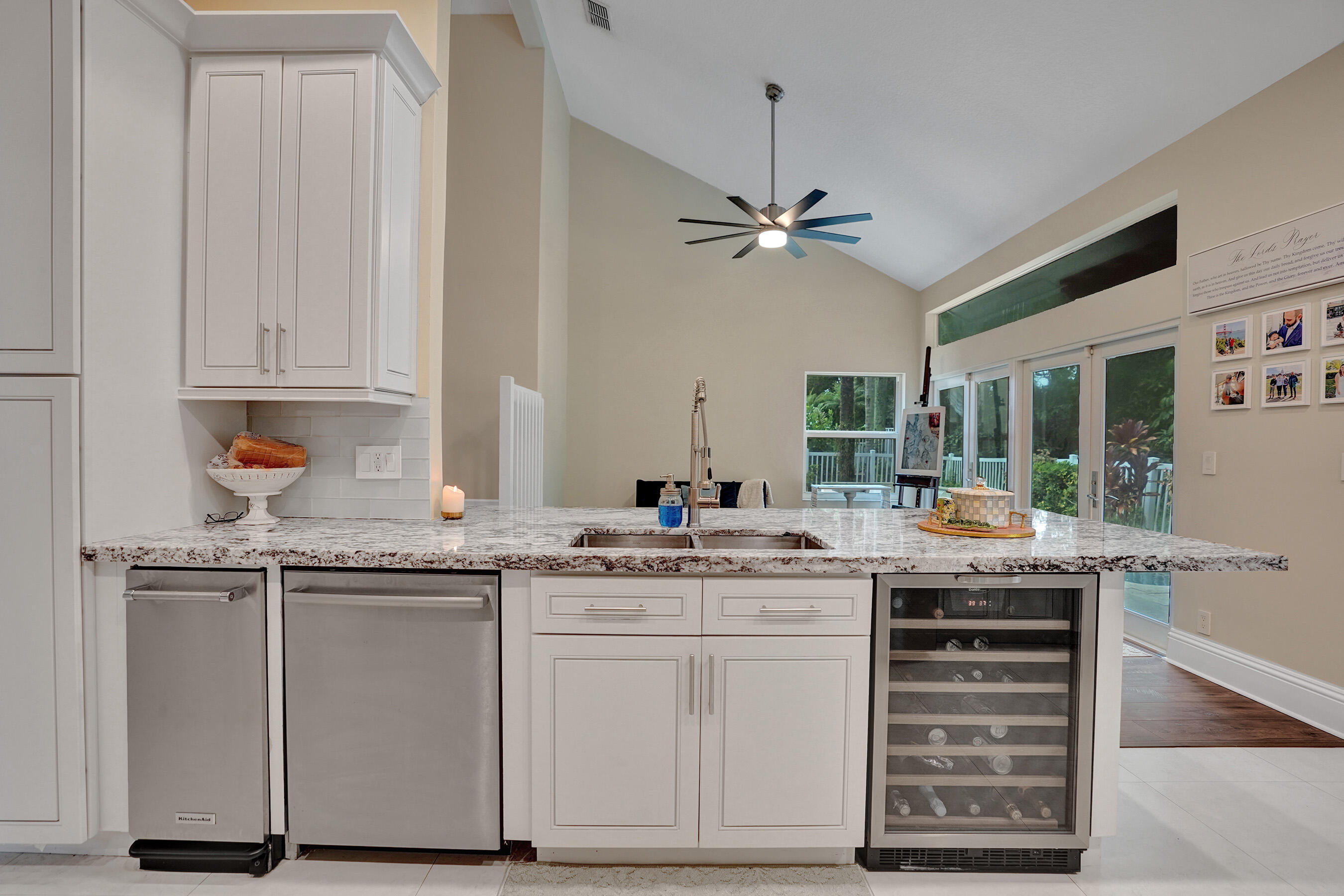 6400 NW 57TH Lane
