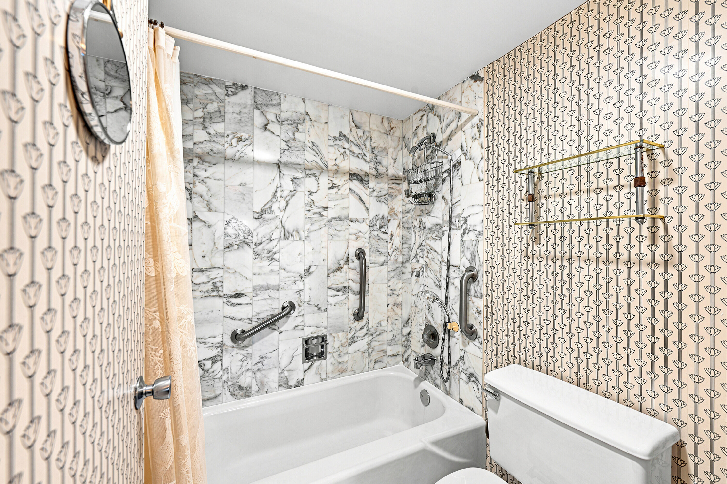 10777 W Sample Road 407