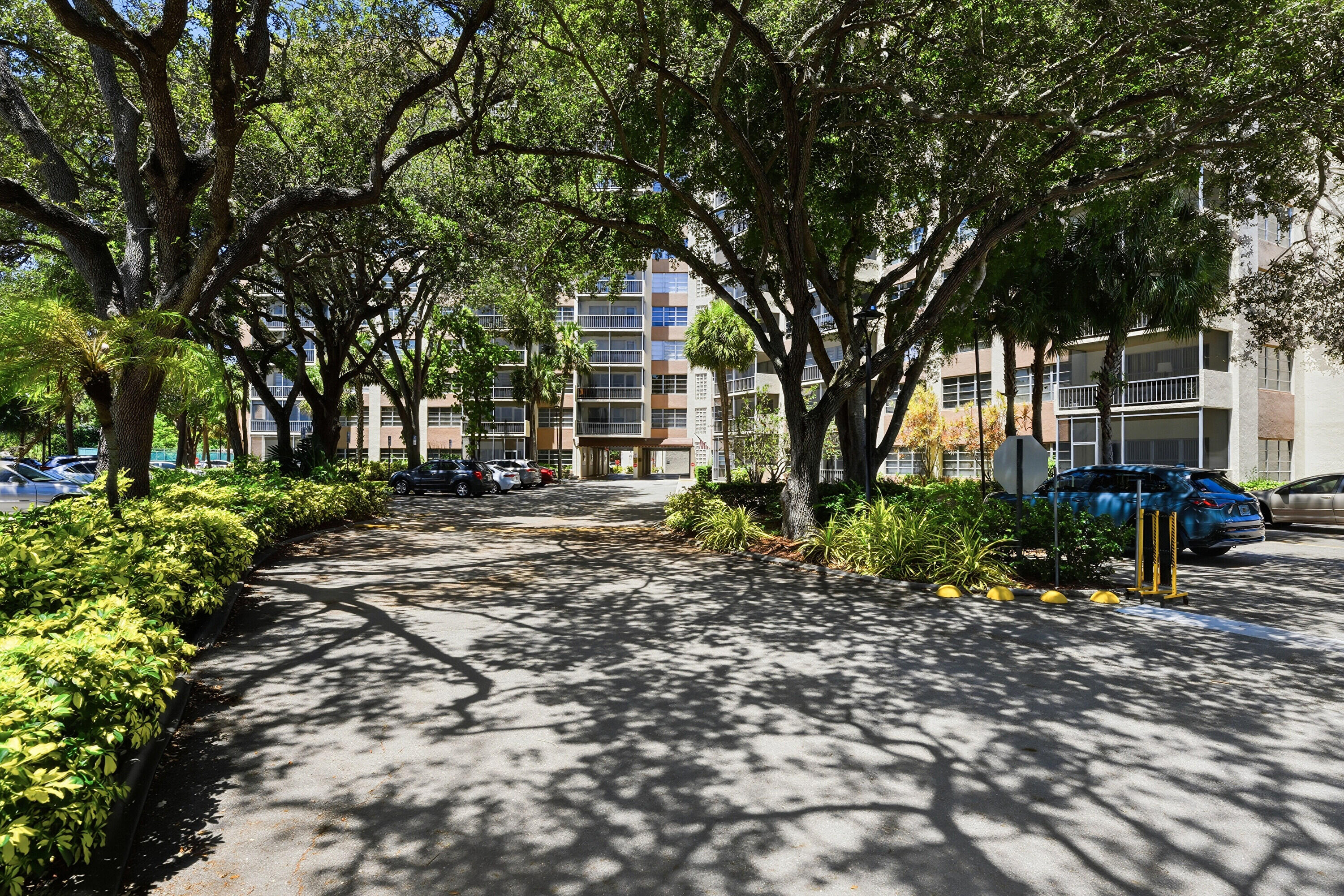 10777 W Sample Road 407