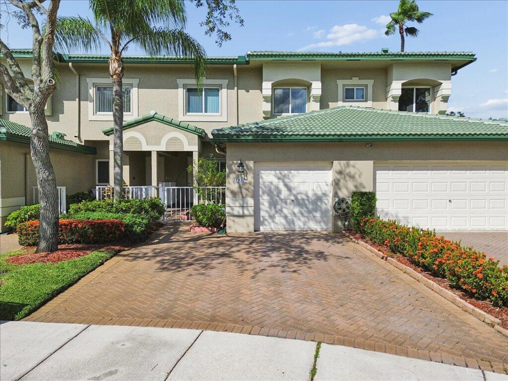 7937 EXETER Circle E 102