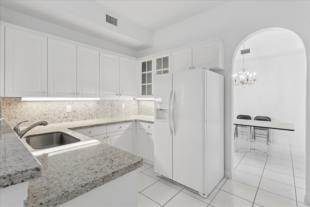 7937 EXETER Circle E 102
