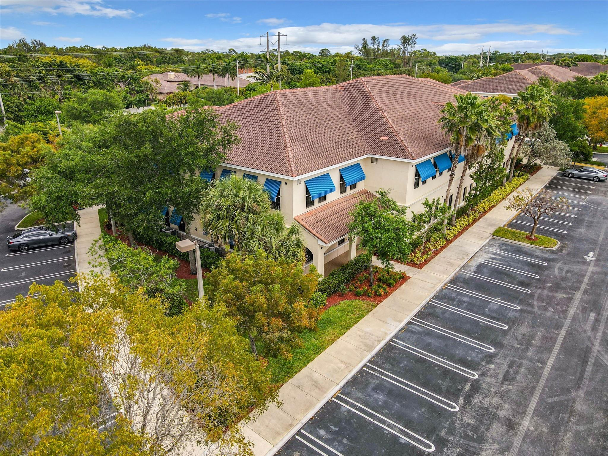 7551 WILES Road 101