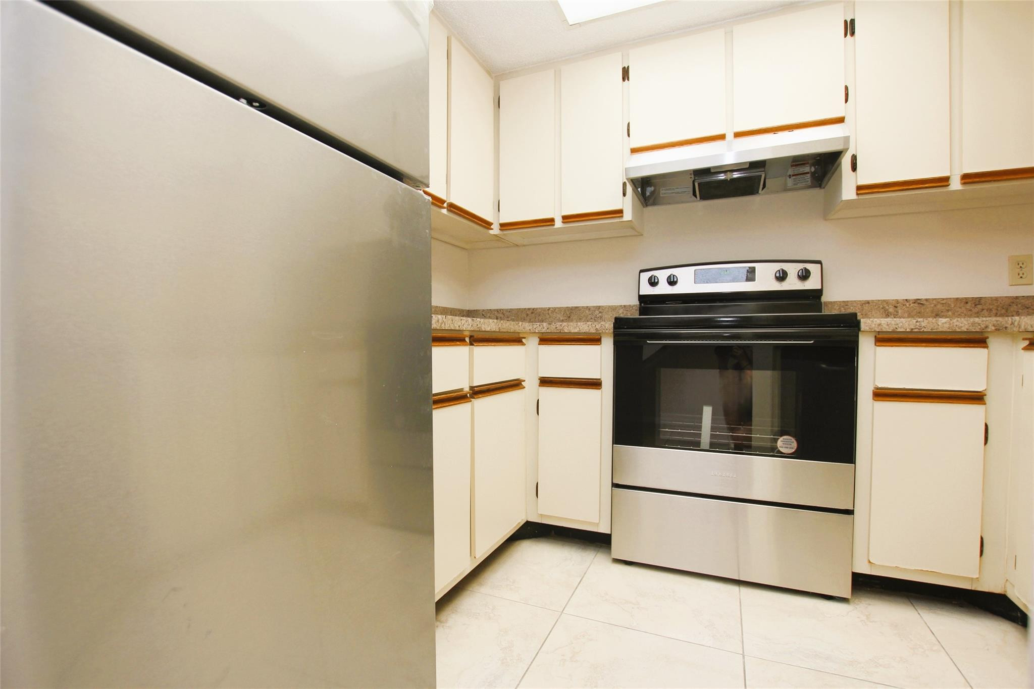 5200 NW 31st Avenue 98