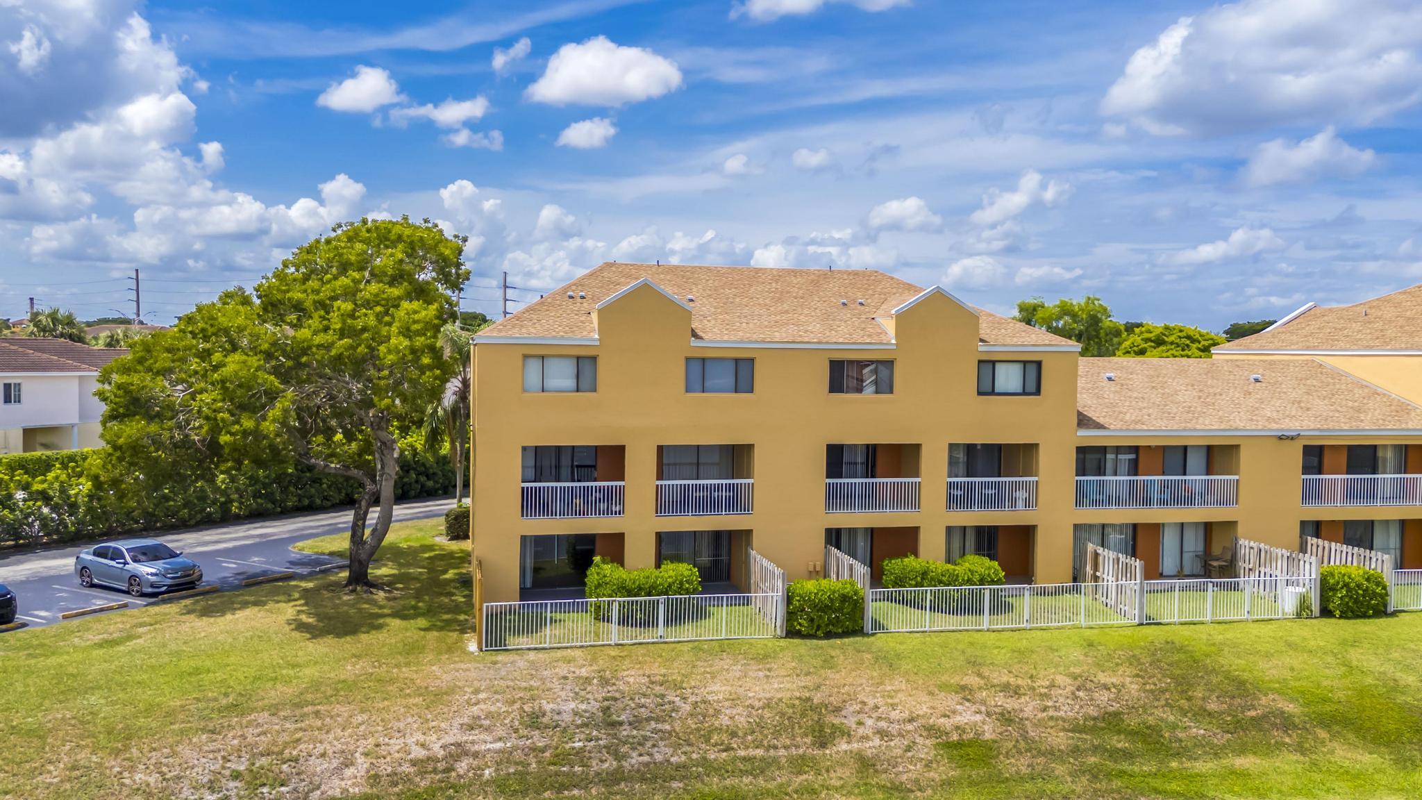 5200 NW 31st Avenue 98