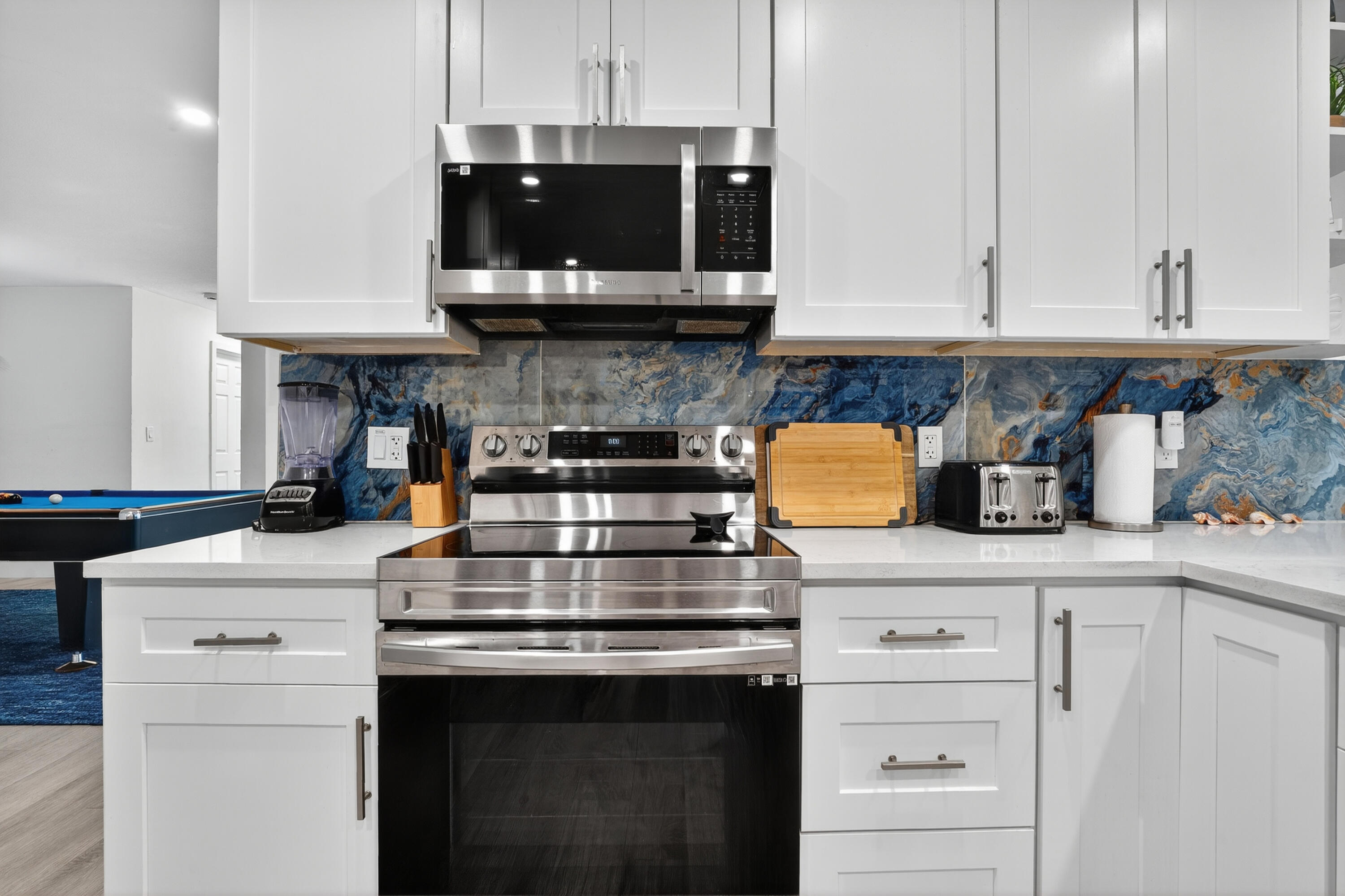 4421 NW 2ND Court