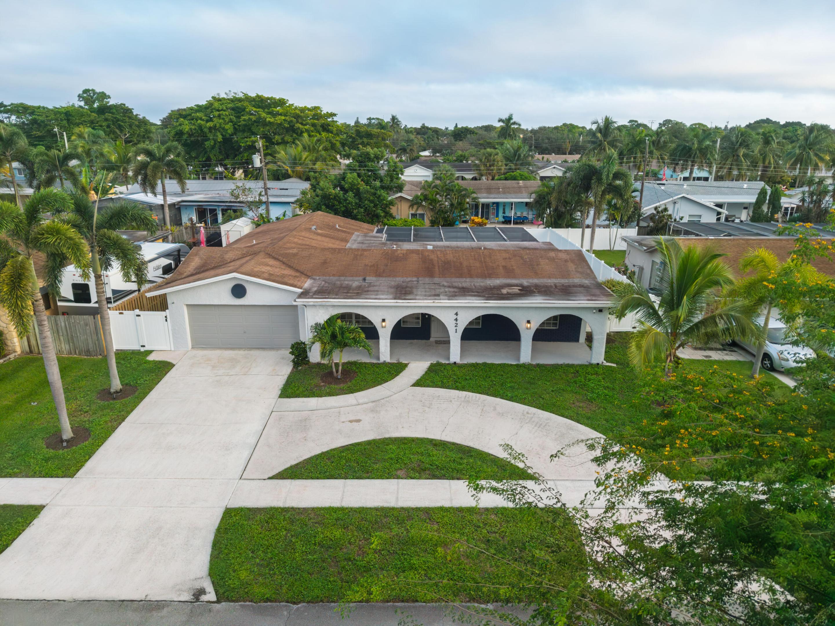 4421 NW 2ND Court