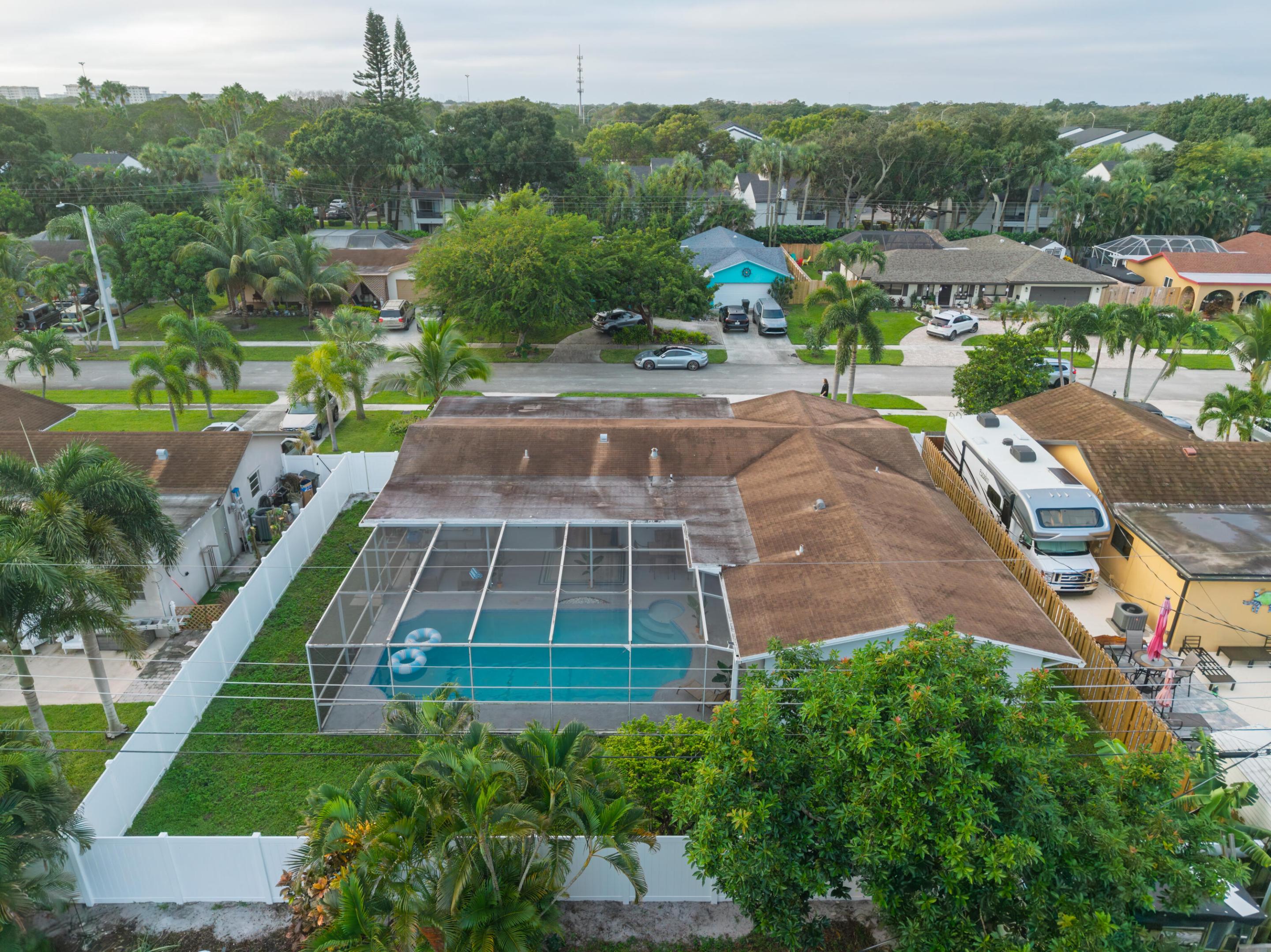 4421 NW 2ND Court