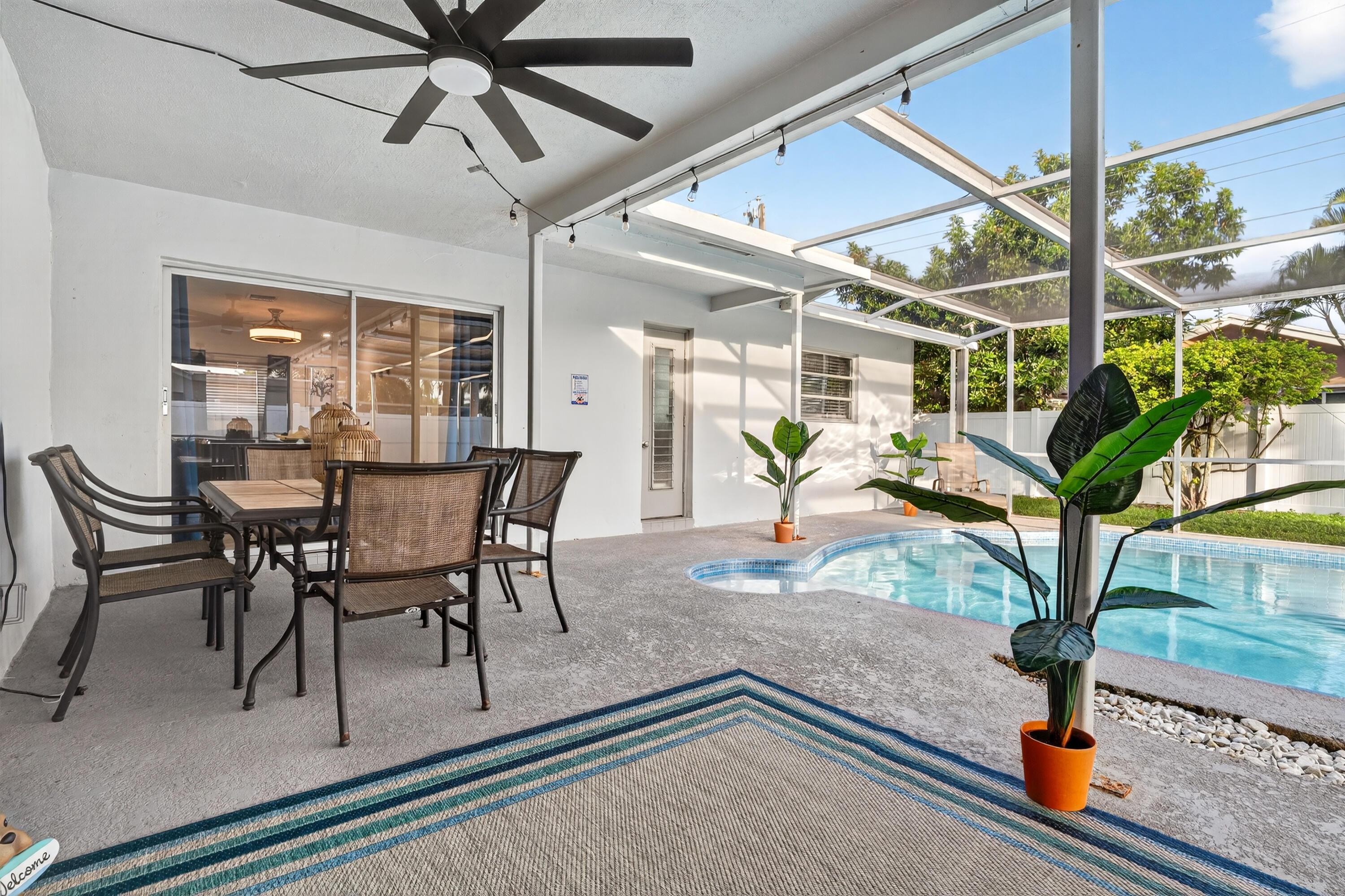 4421 NW 2ND Court