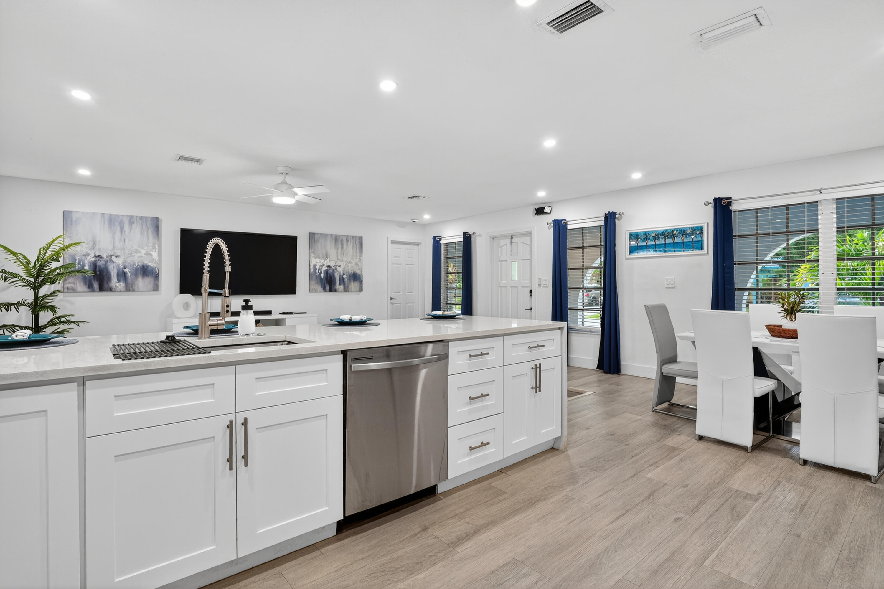 4421 NW 2ND Court