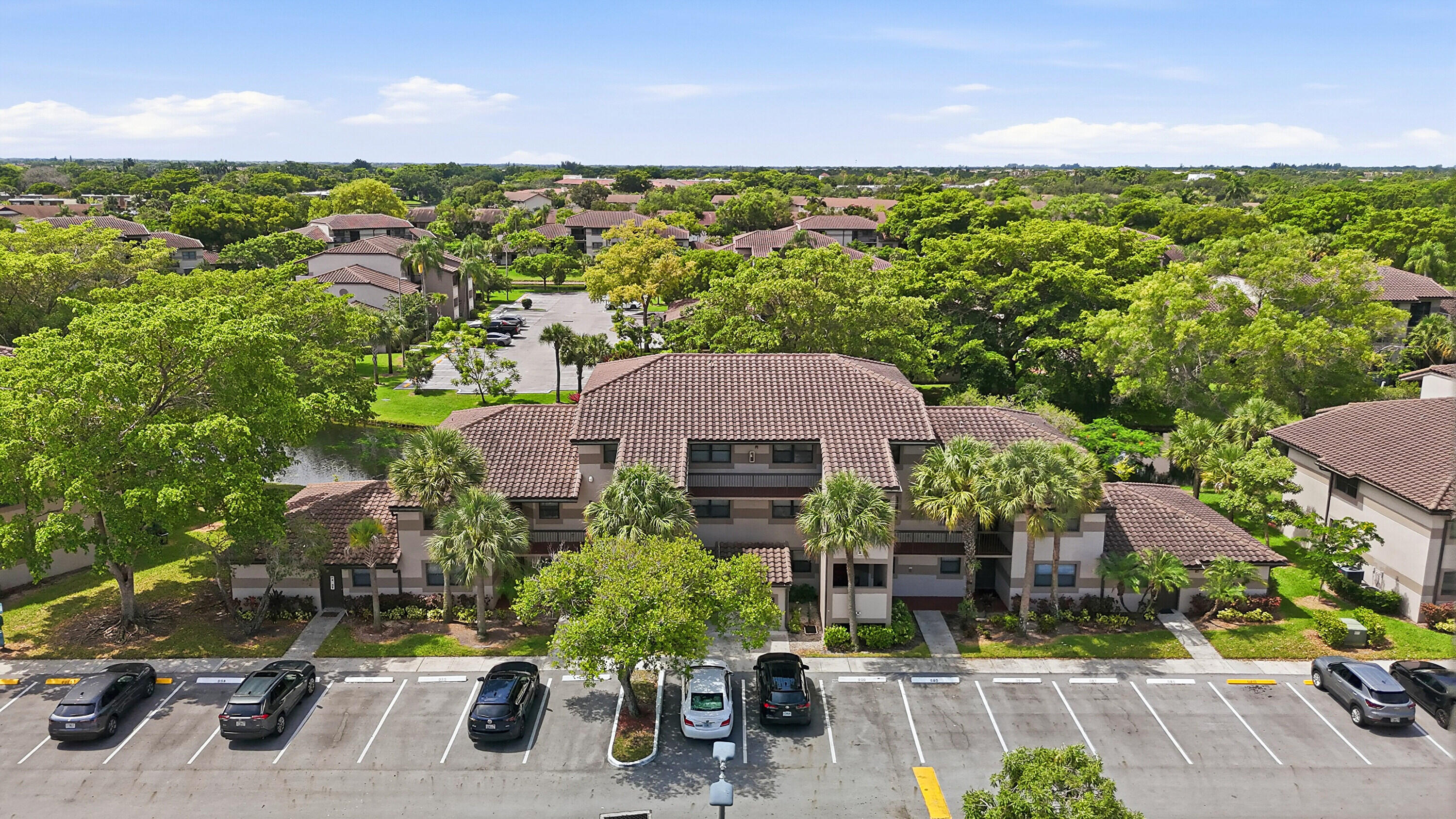 9938 NOB HILL Lane 9938