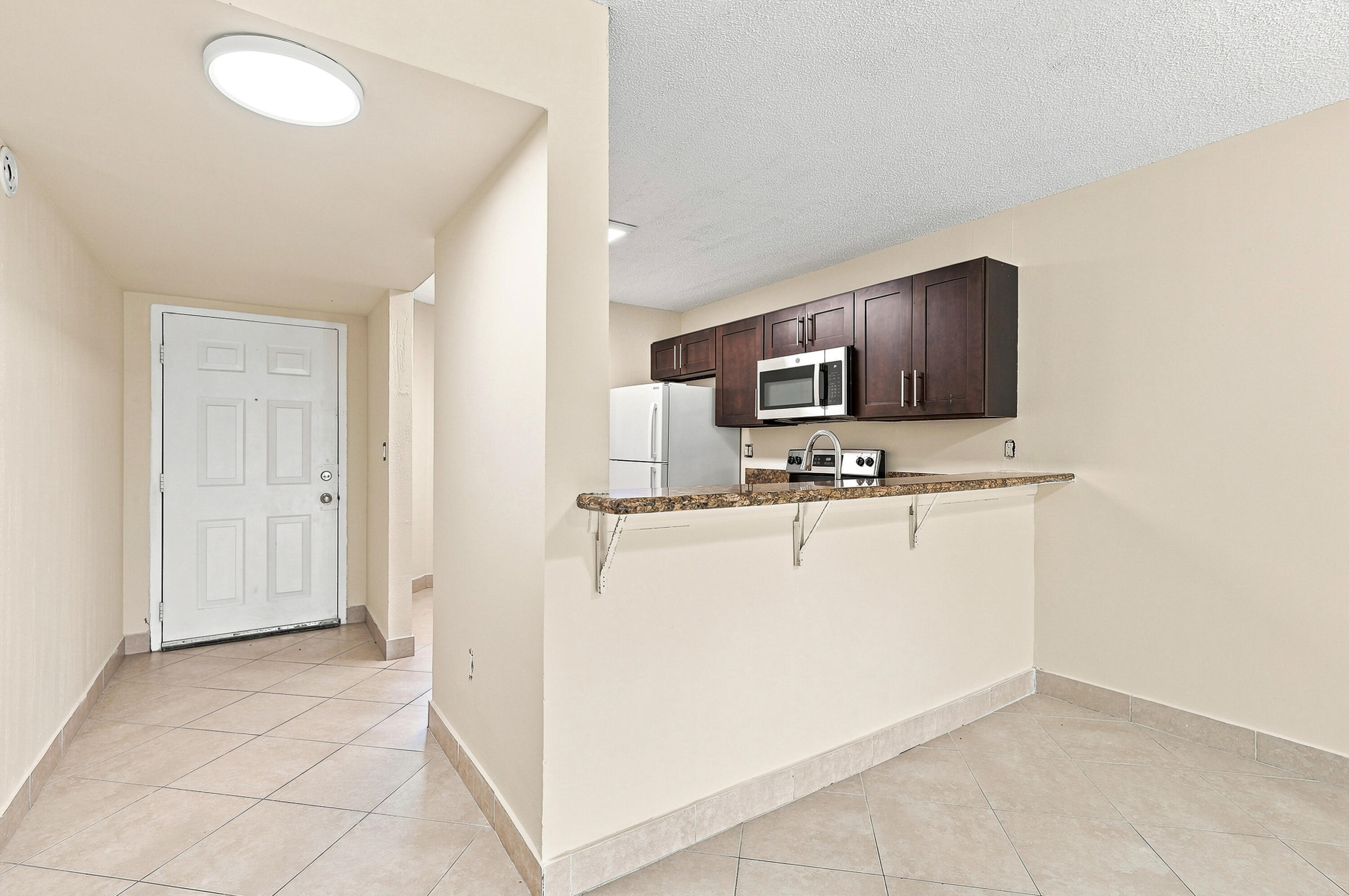 9938 NOB HILL Lane 9938
