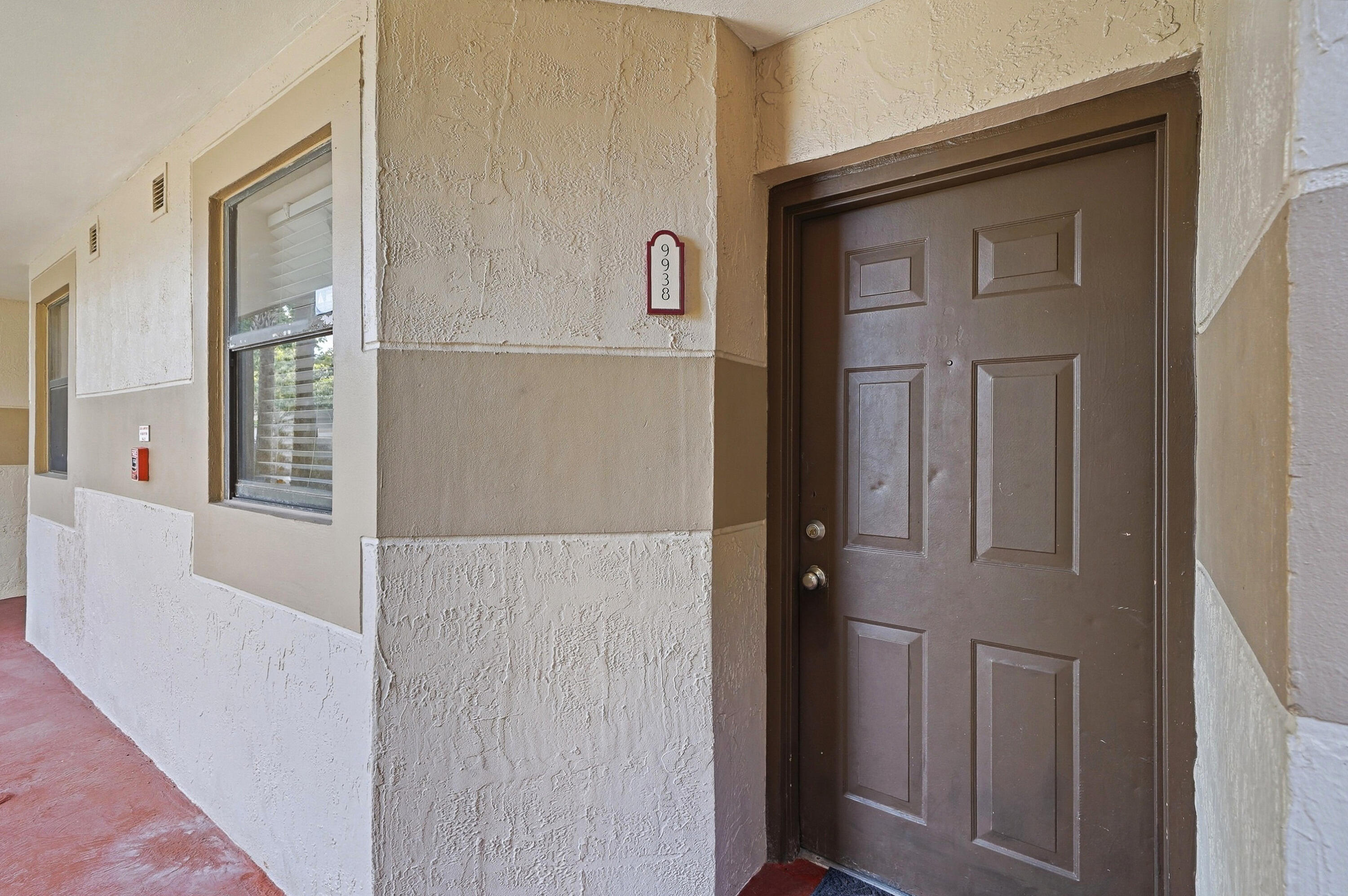 9938 NOB HILL Lane 9938