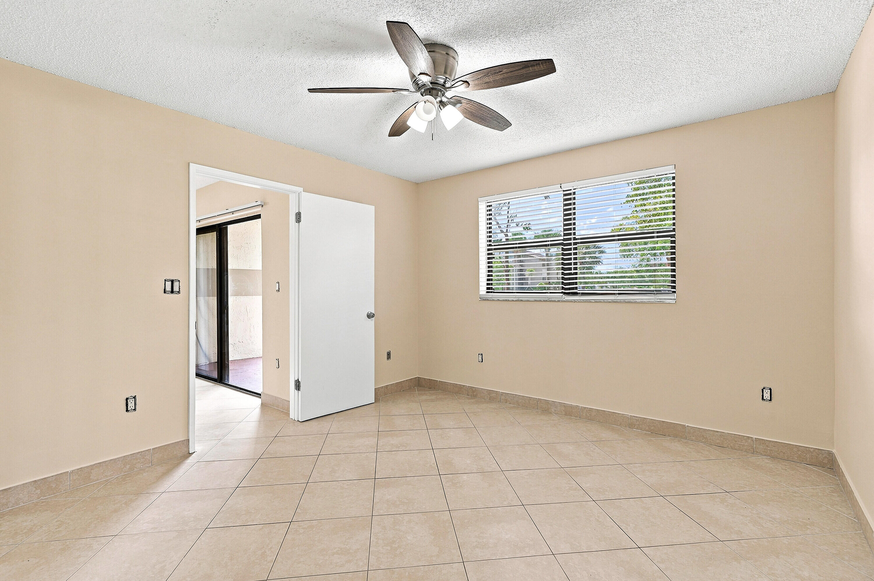 9938 NOB HILL Lane 9938
