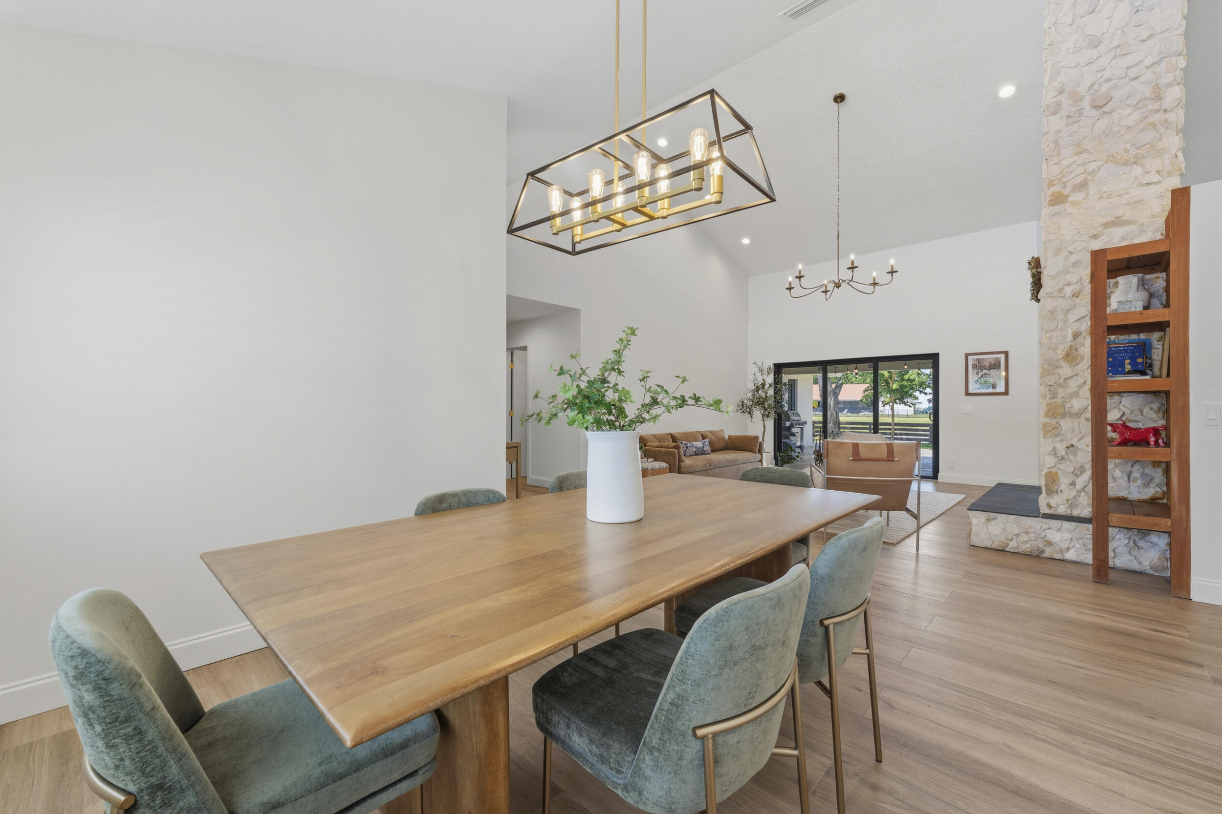 546 NW 105TH Drive