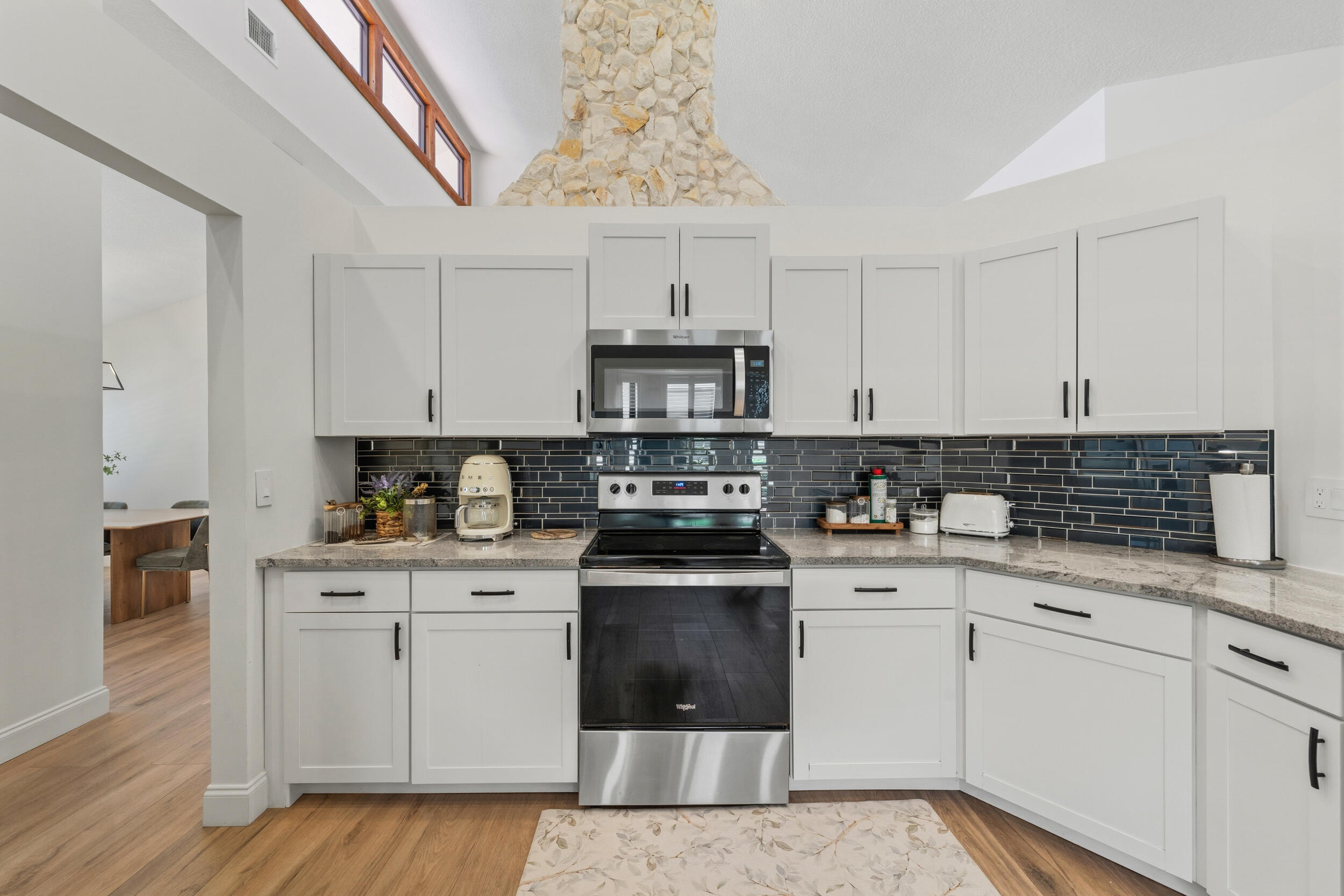 546 NW 105TH Drive