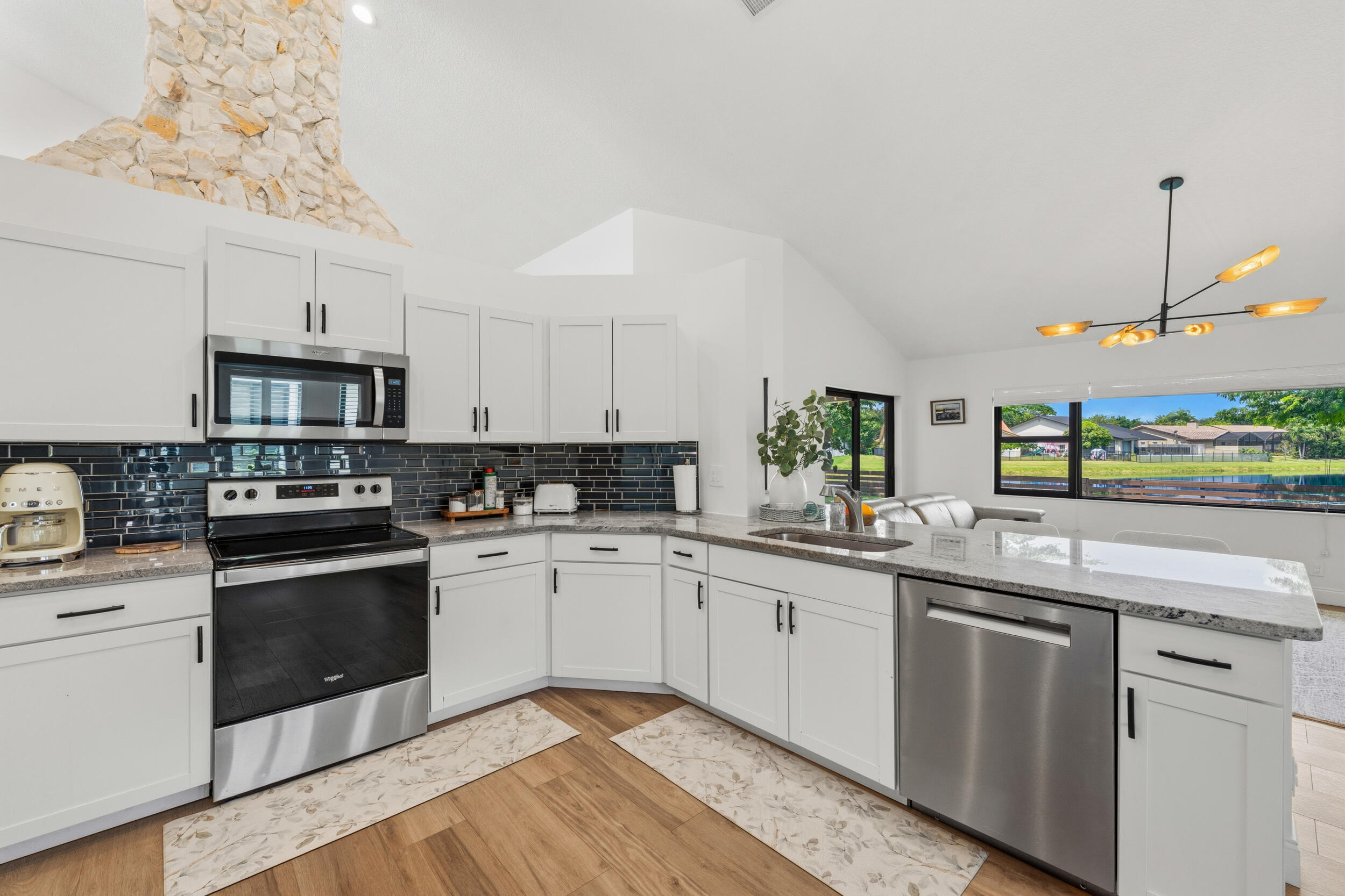 546 NW 105TH Drive