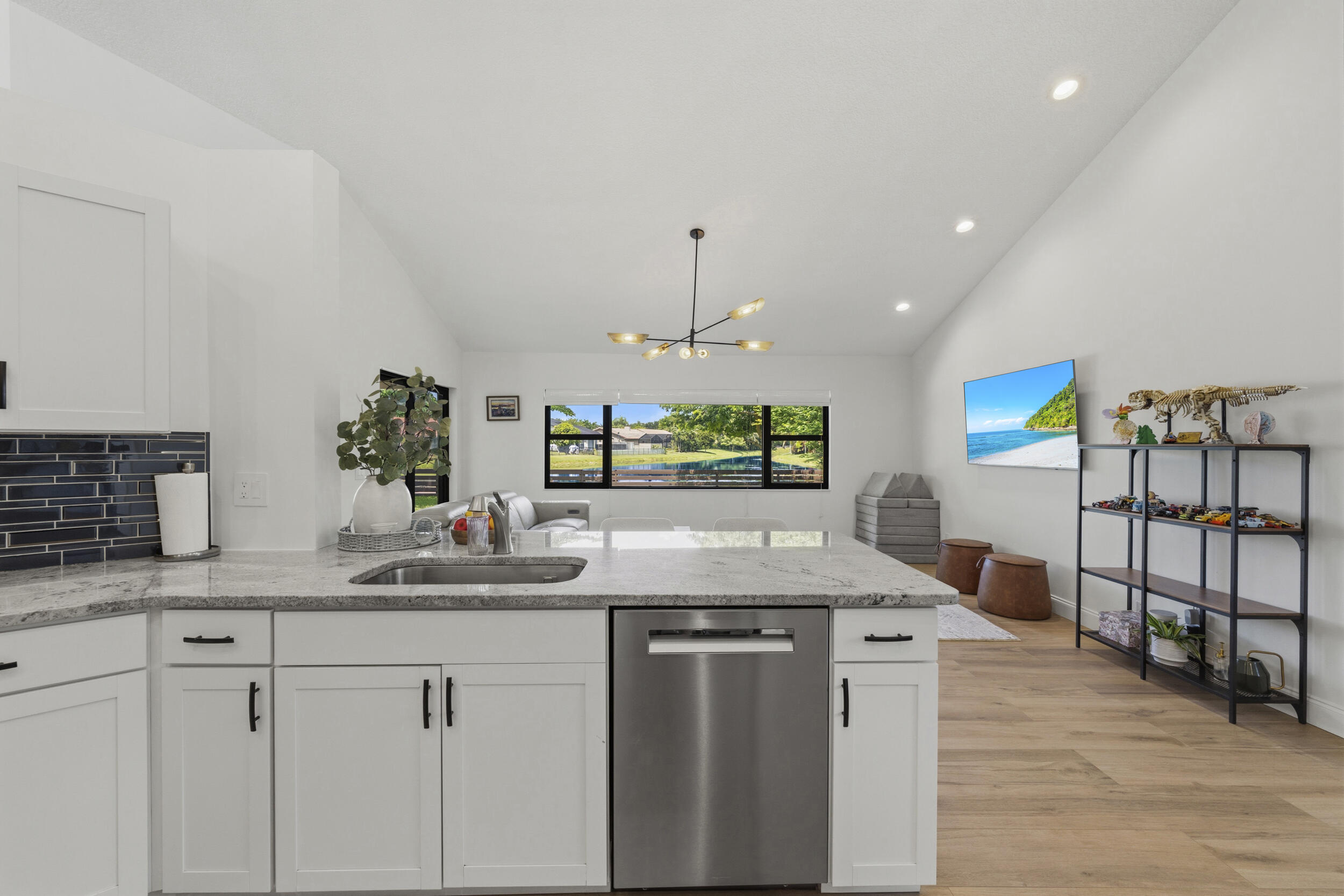 546 NW 105TH Drive