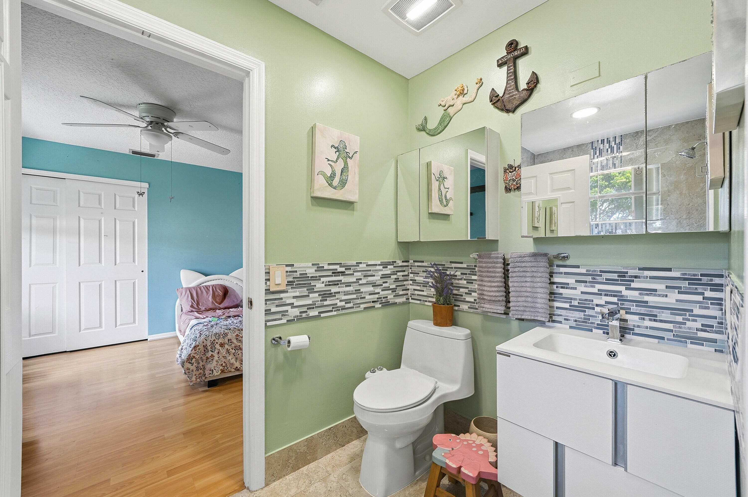 6261 NW 38TH Drive