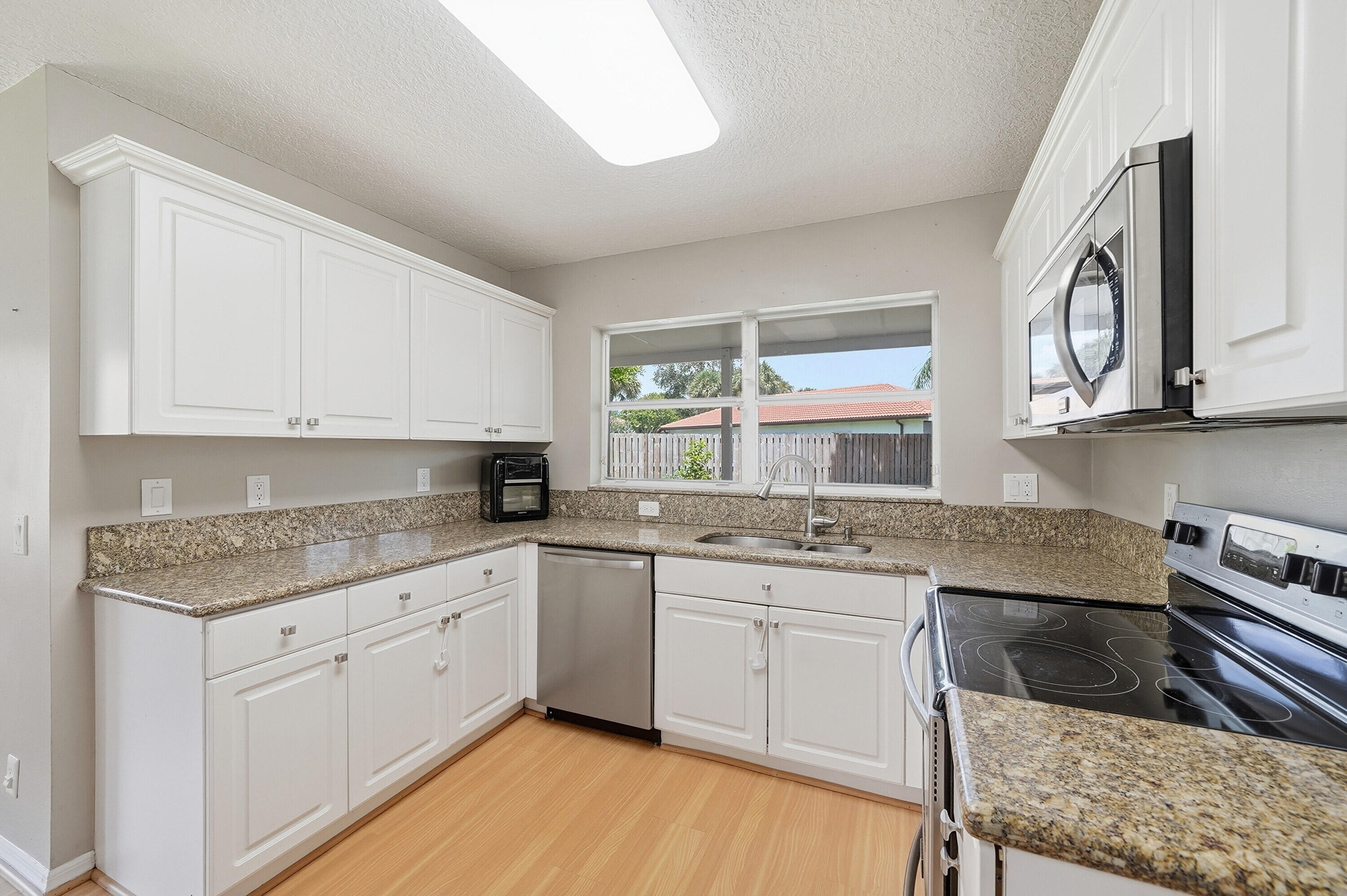 6261 NW 38TH Drive