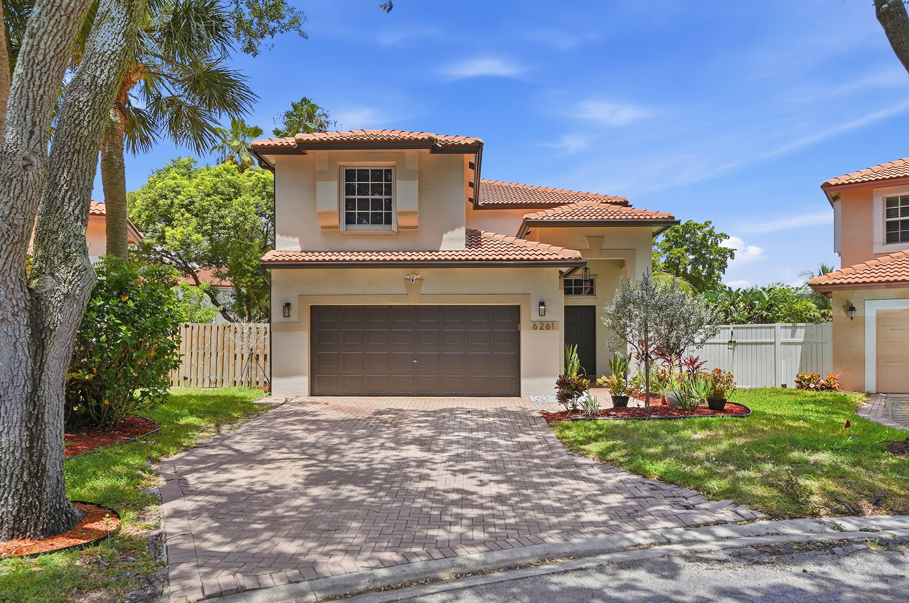 6261 NW 38TH Drive