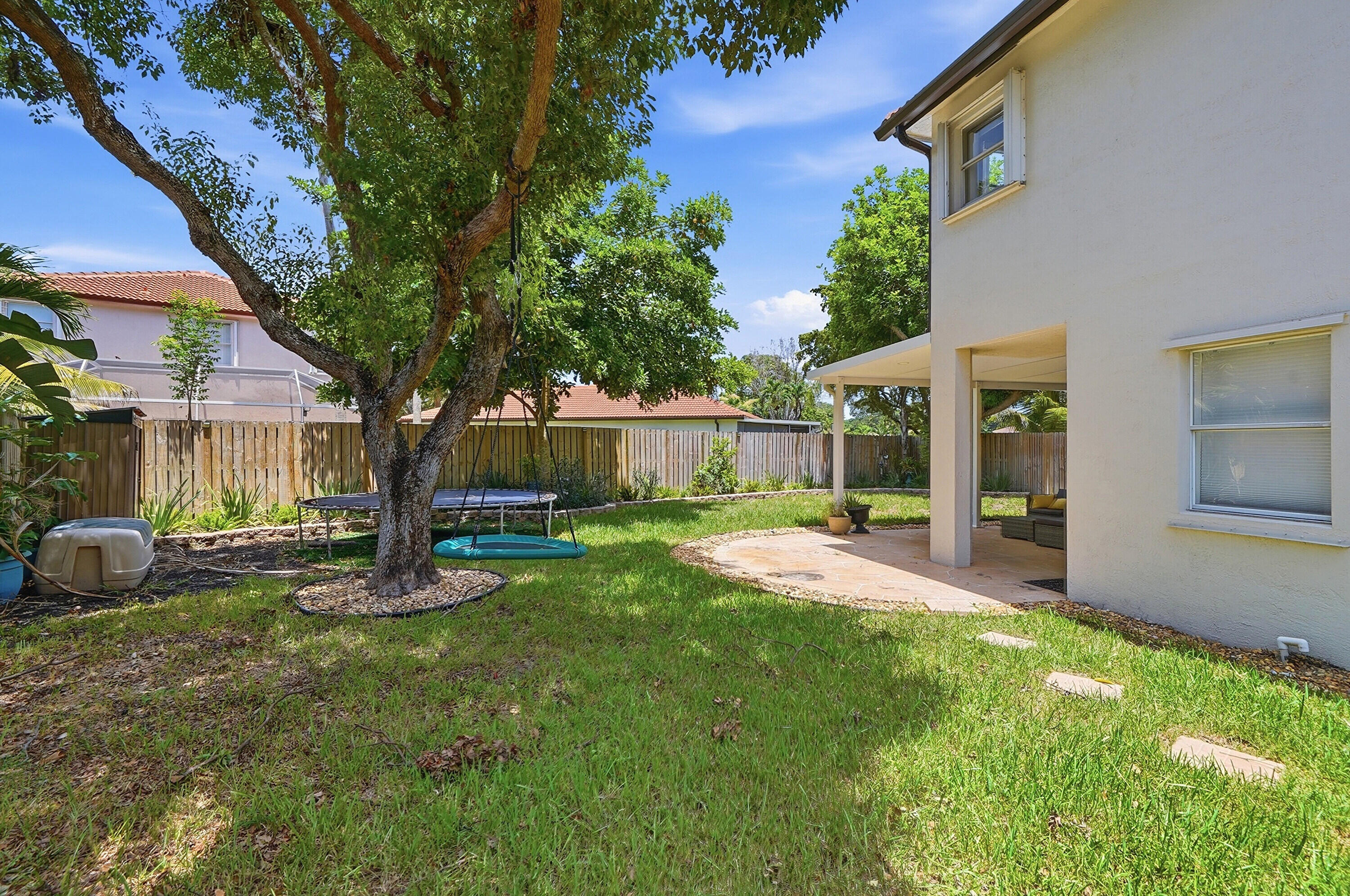 6261 NW 38TH Drive