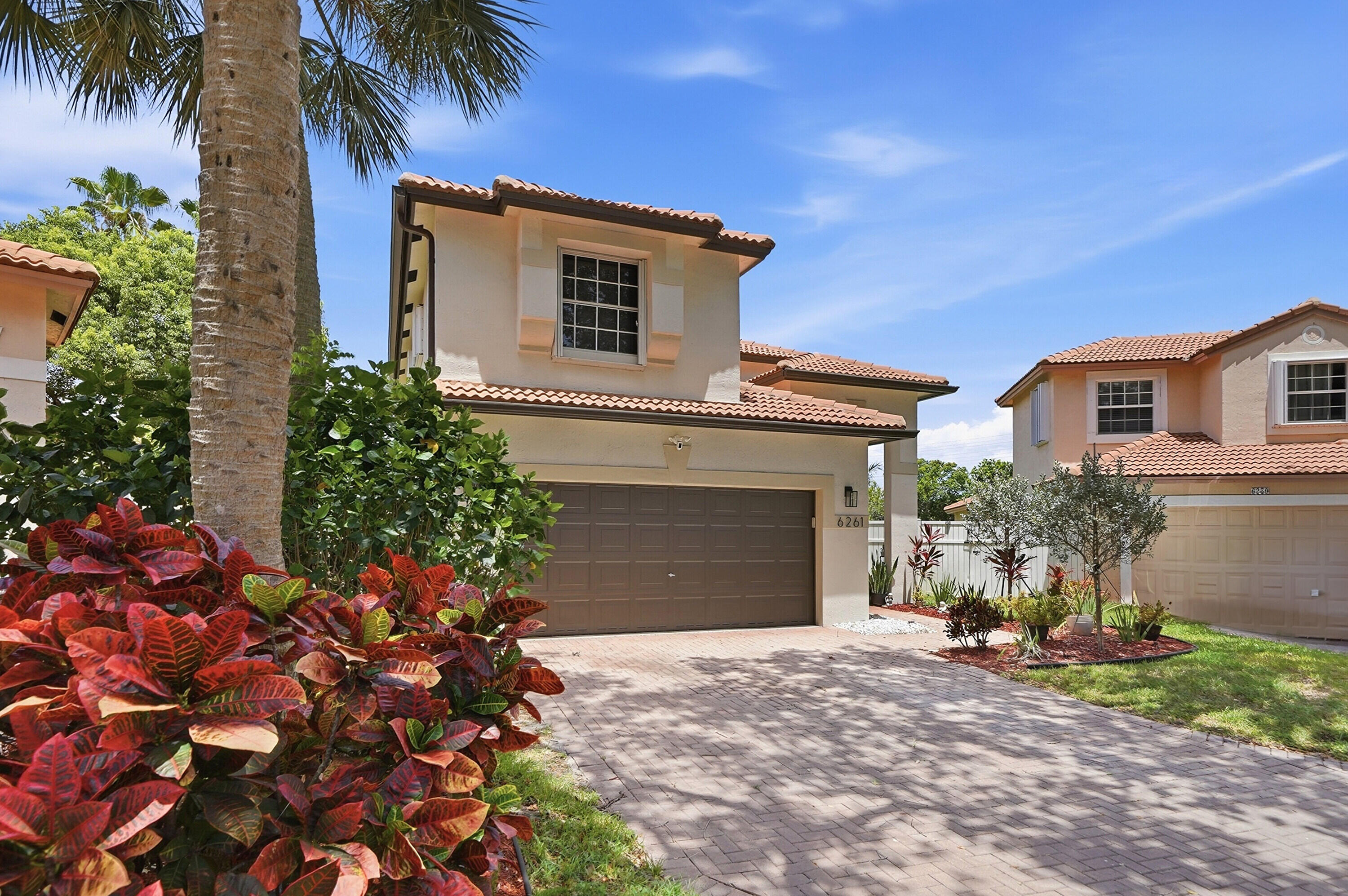 6261 NW 38TH Drive