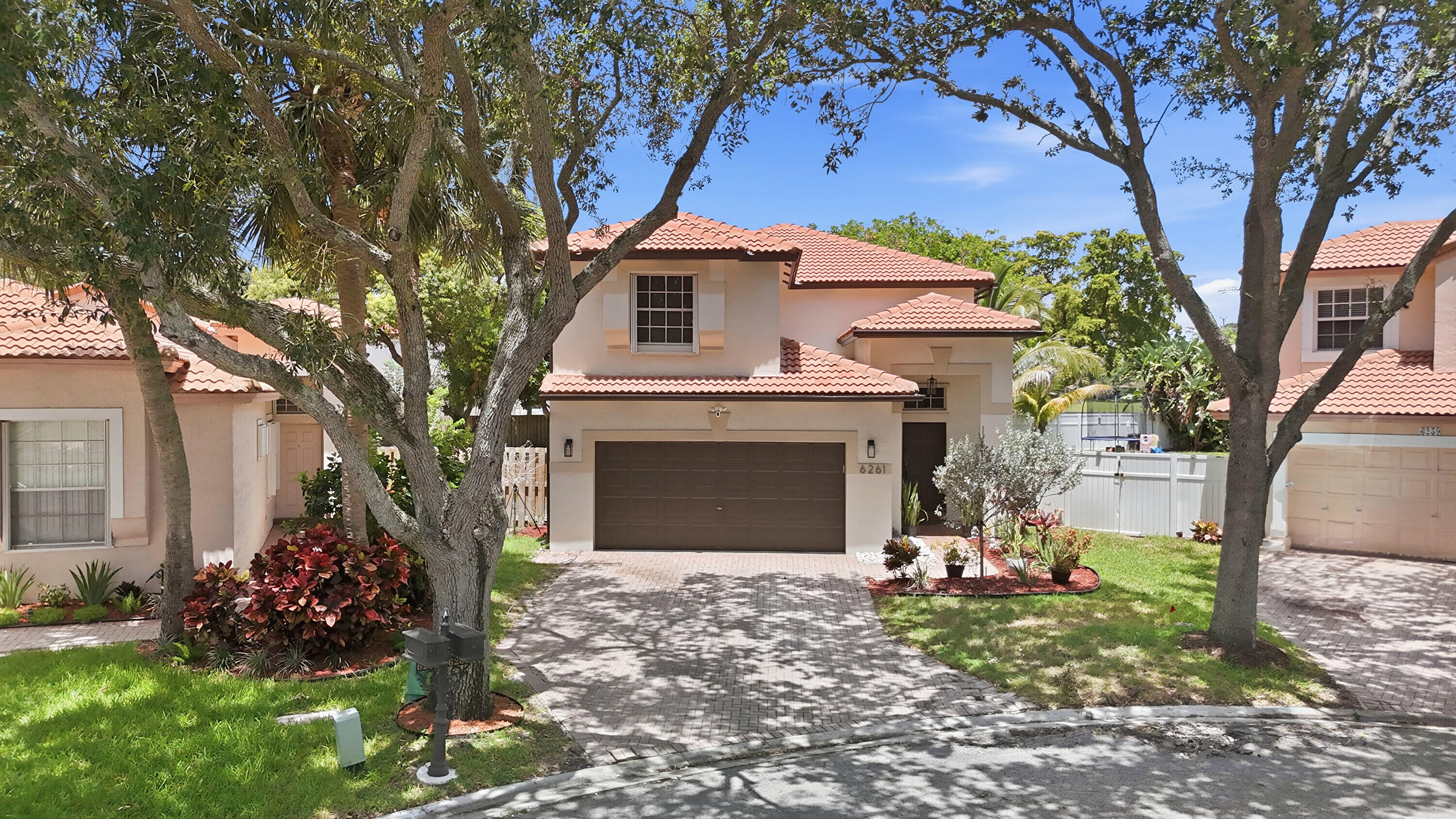 6261 NW 38TH Drive