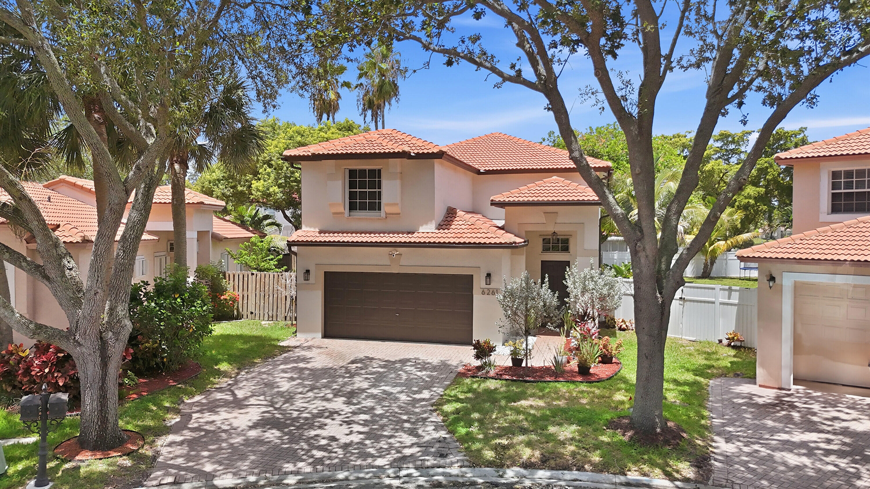 6261 NW 38TH Drive