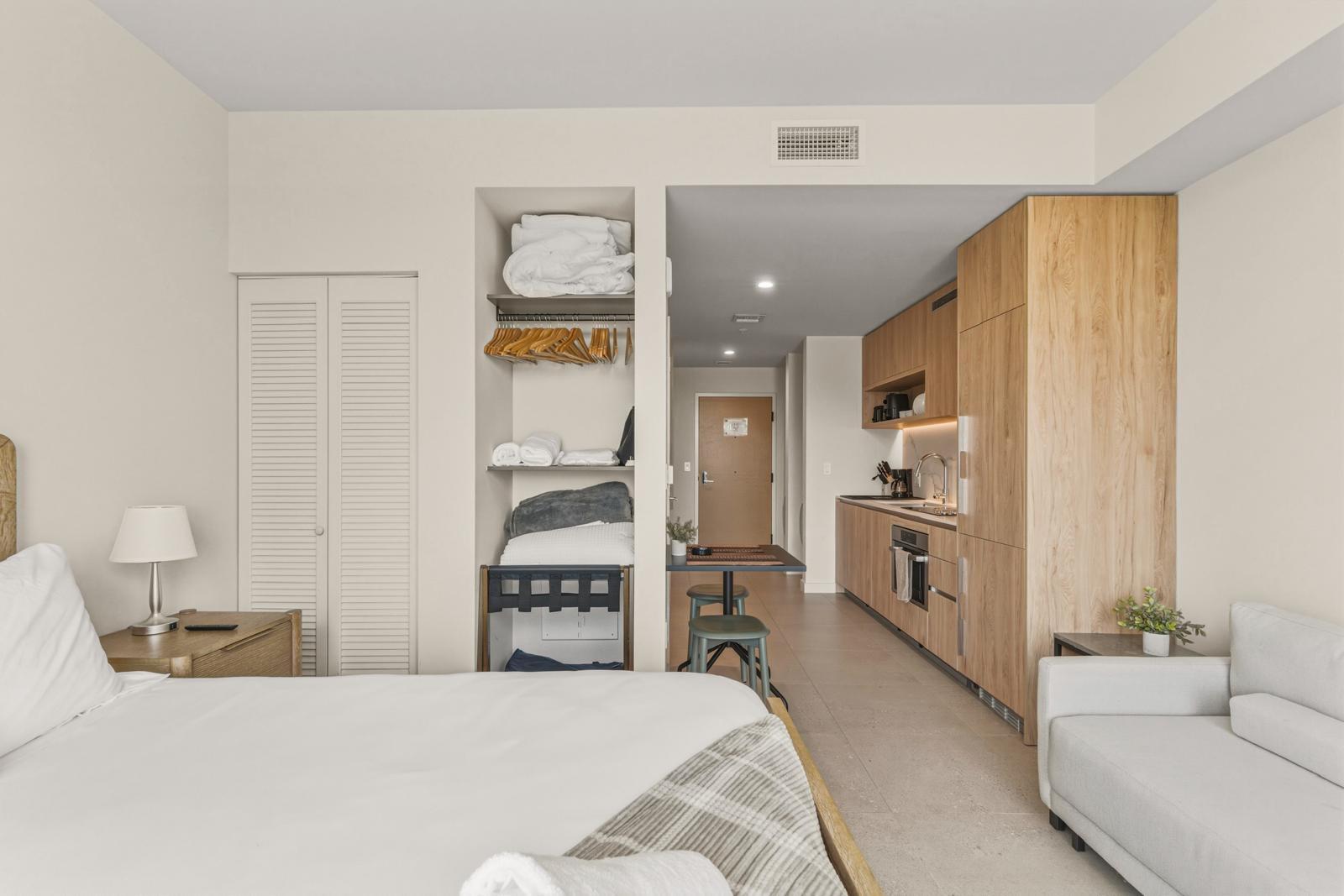 11 NE 6TH Street 2215
