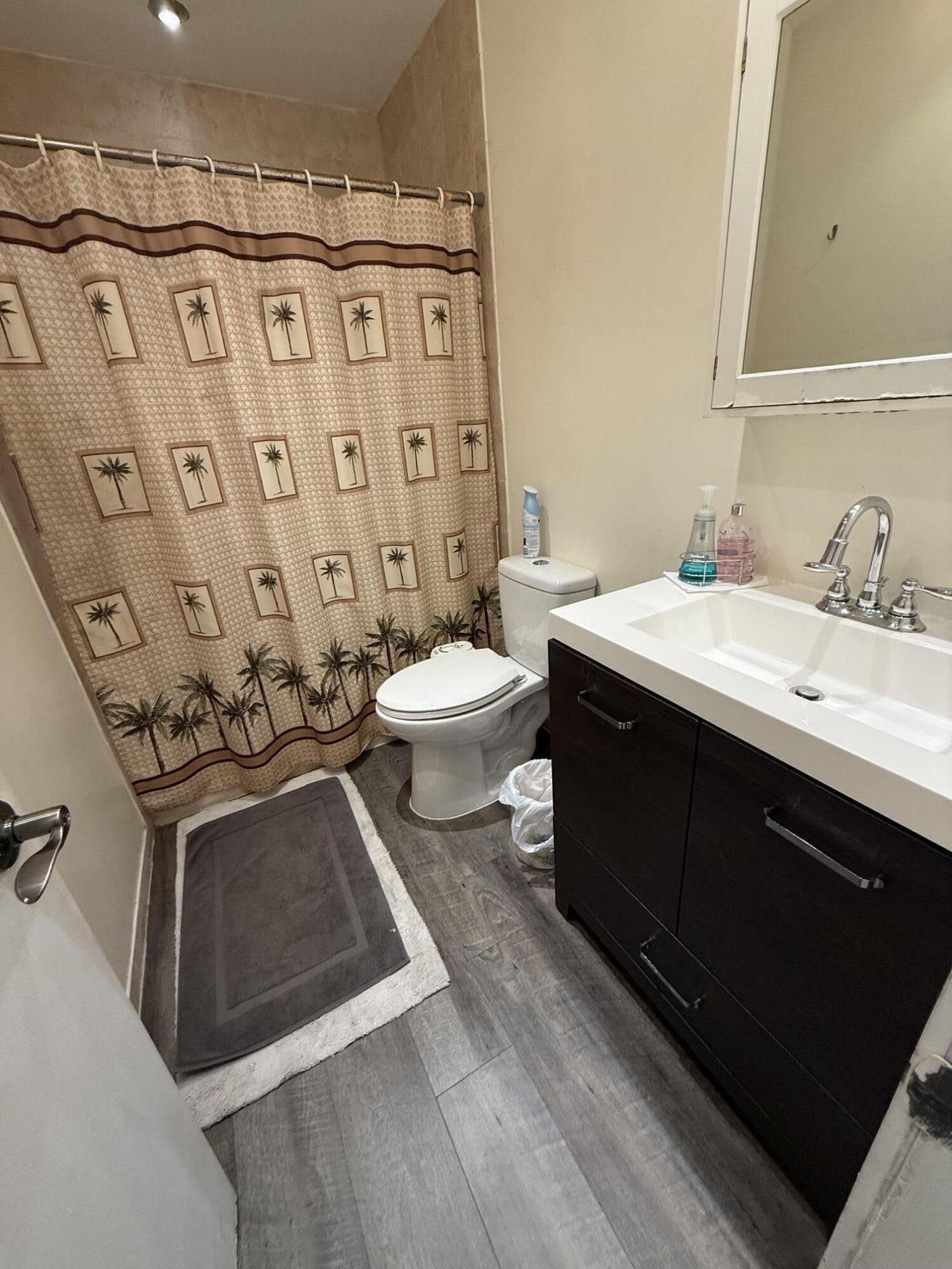 8040 SW 17TH Place 1-6