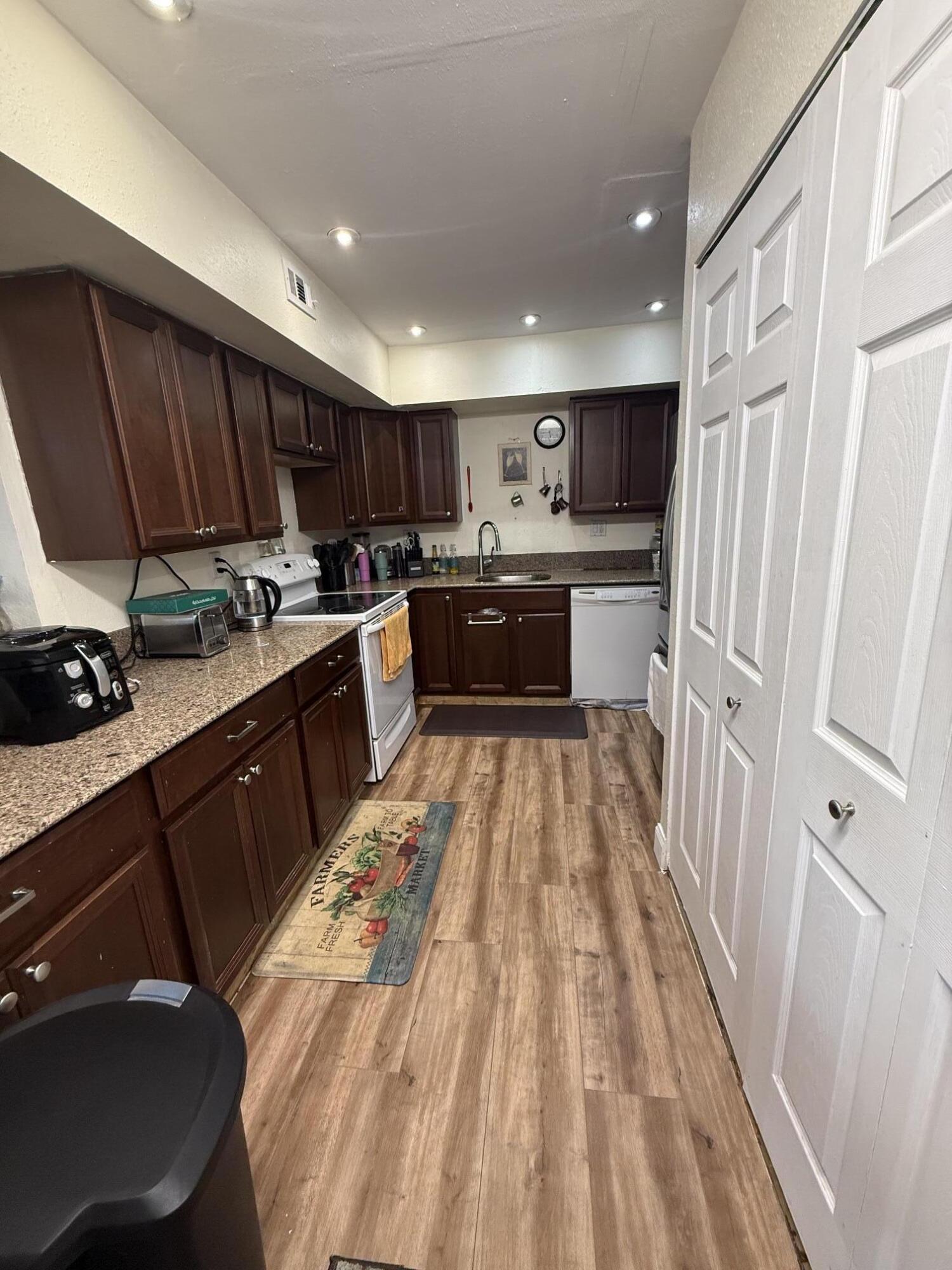 8040 SW 17TH Place 1-6