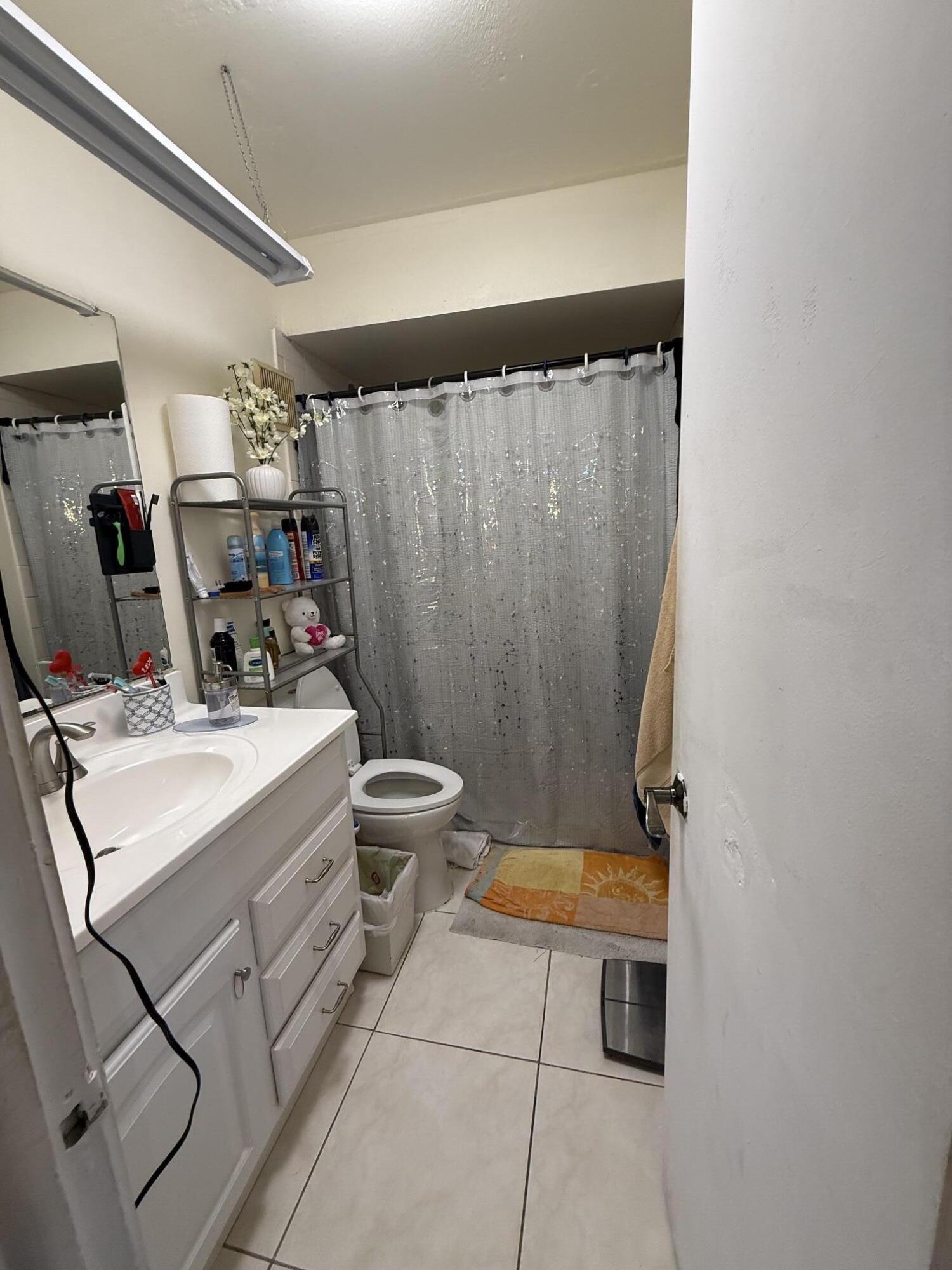 8040 SW 17TH Place 1-6