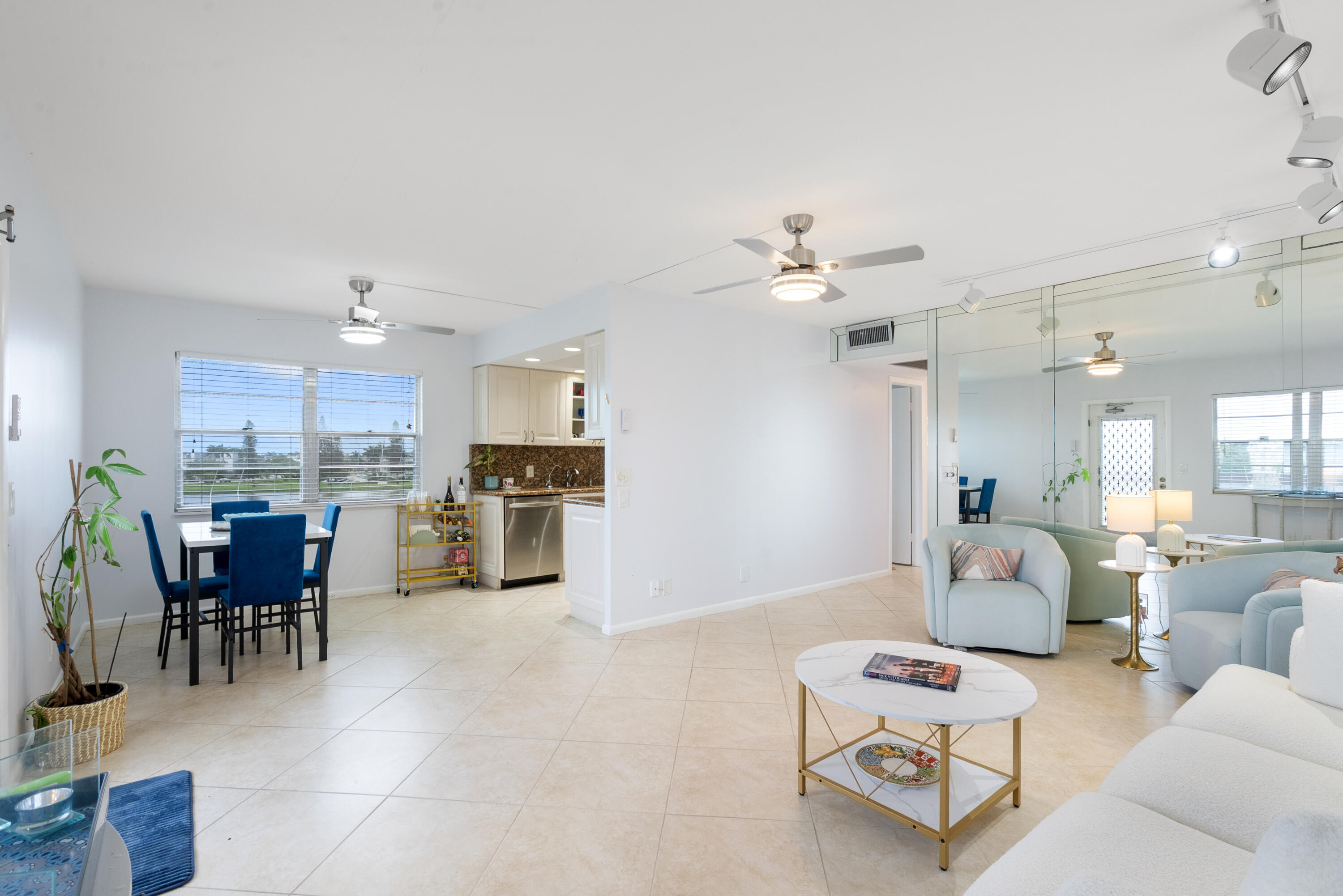 4060 CORNWALL C