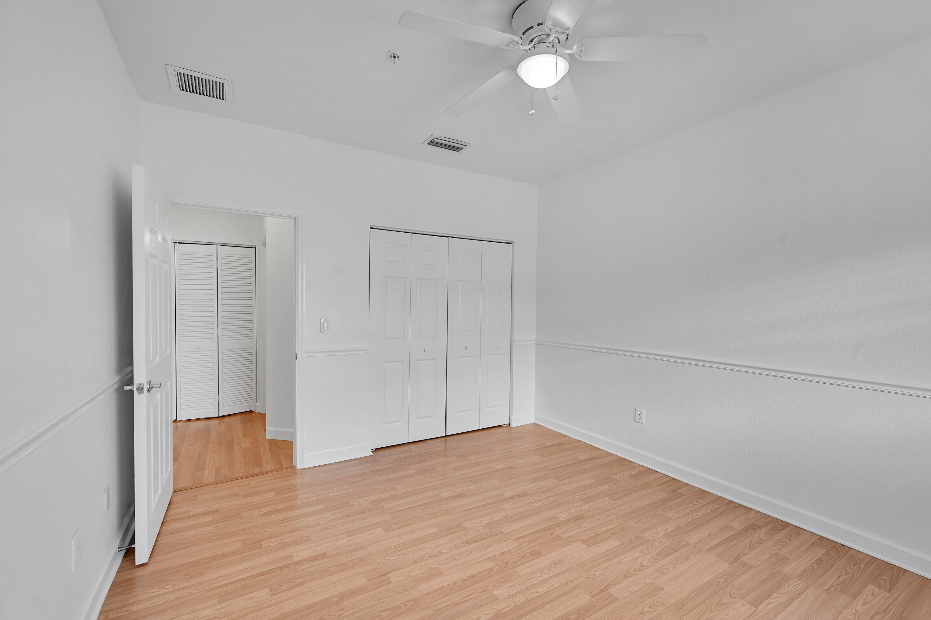 453 NE 1ST Street