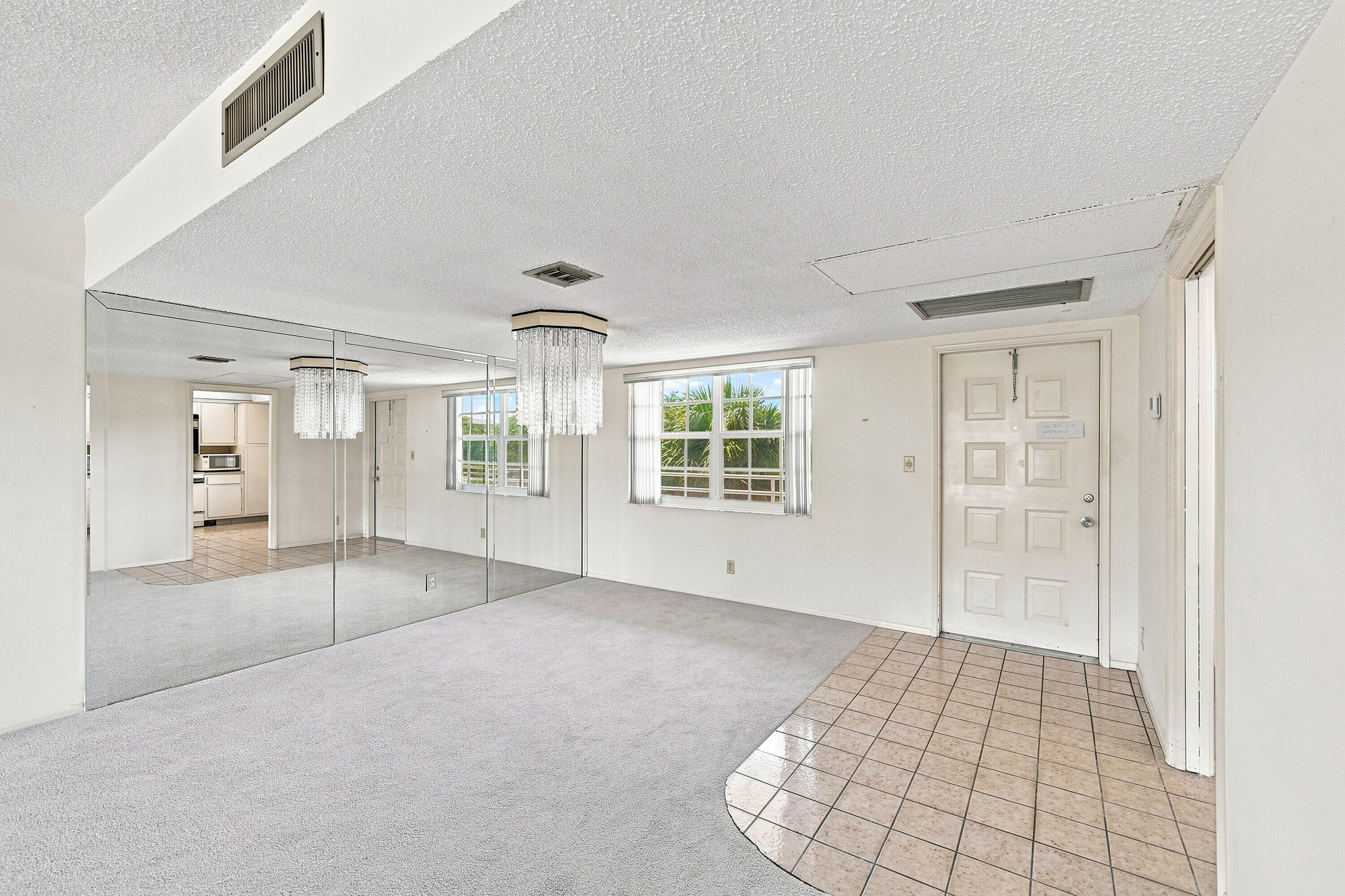 555 Oaks Lane 303