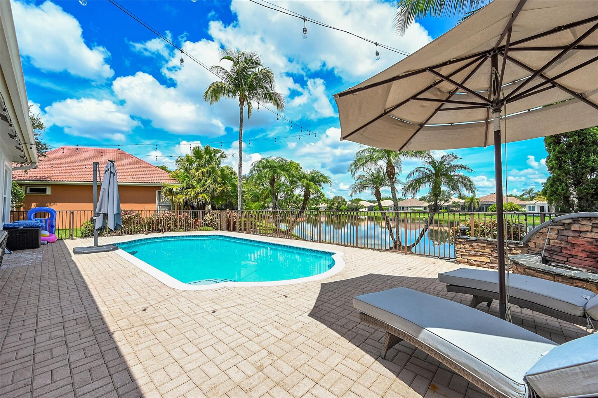 11163 NW 69TH Place