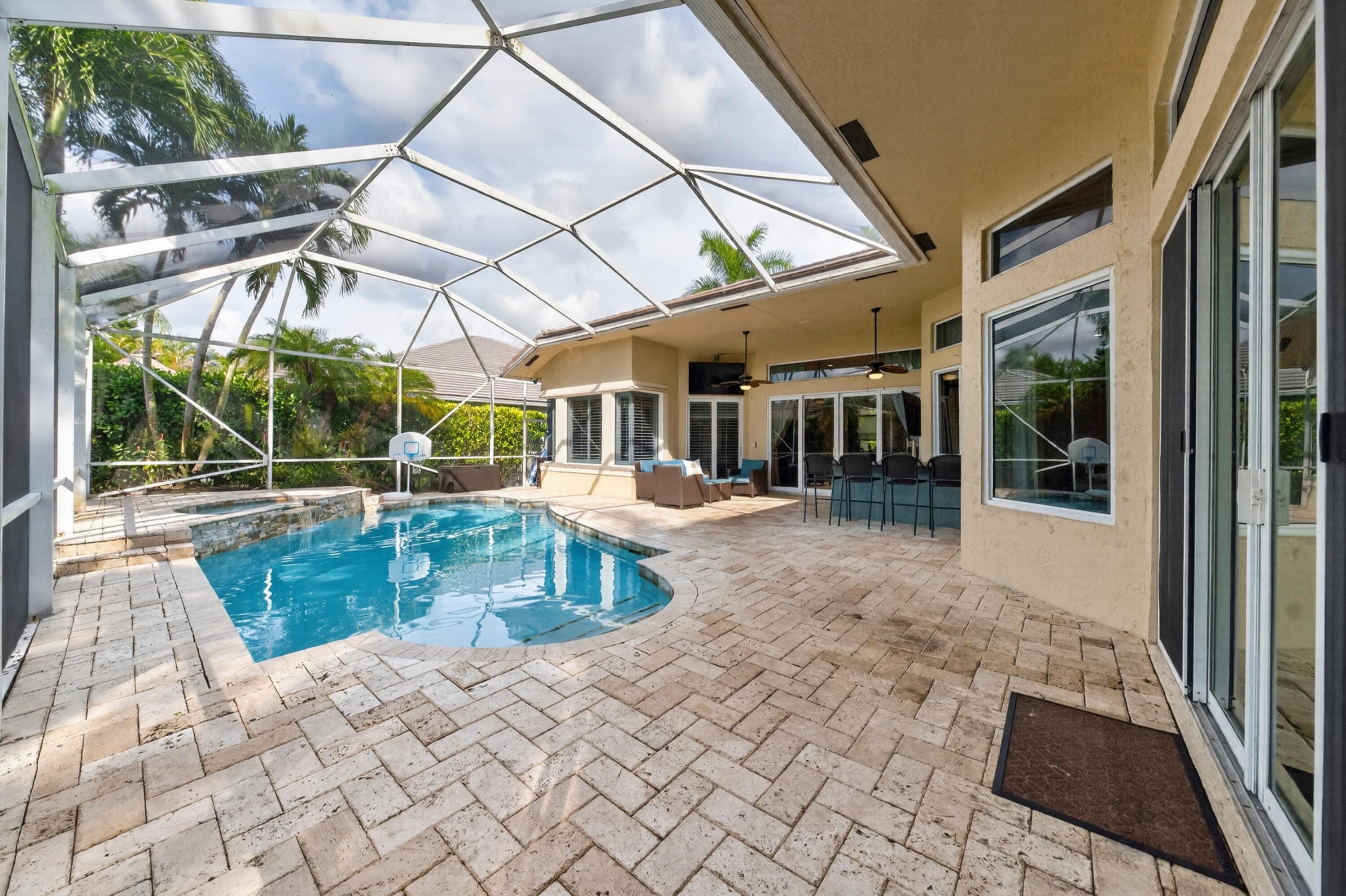 10506 NW 66th Street