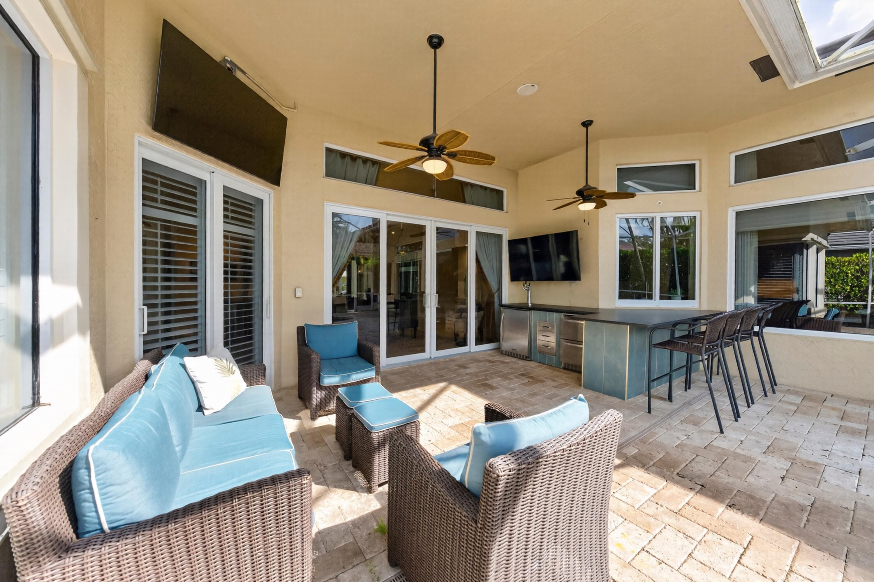 10506 NW 66th Street