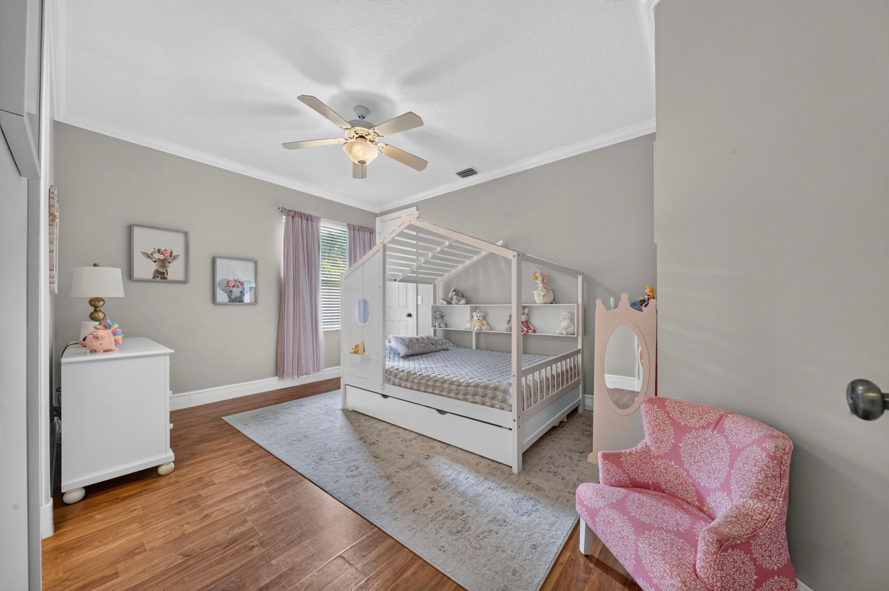 10506 NW 66th Street