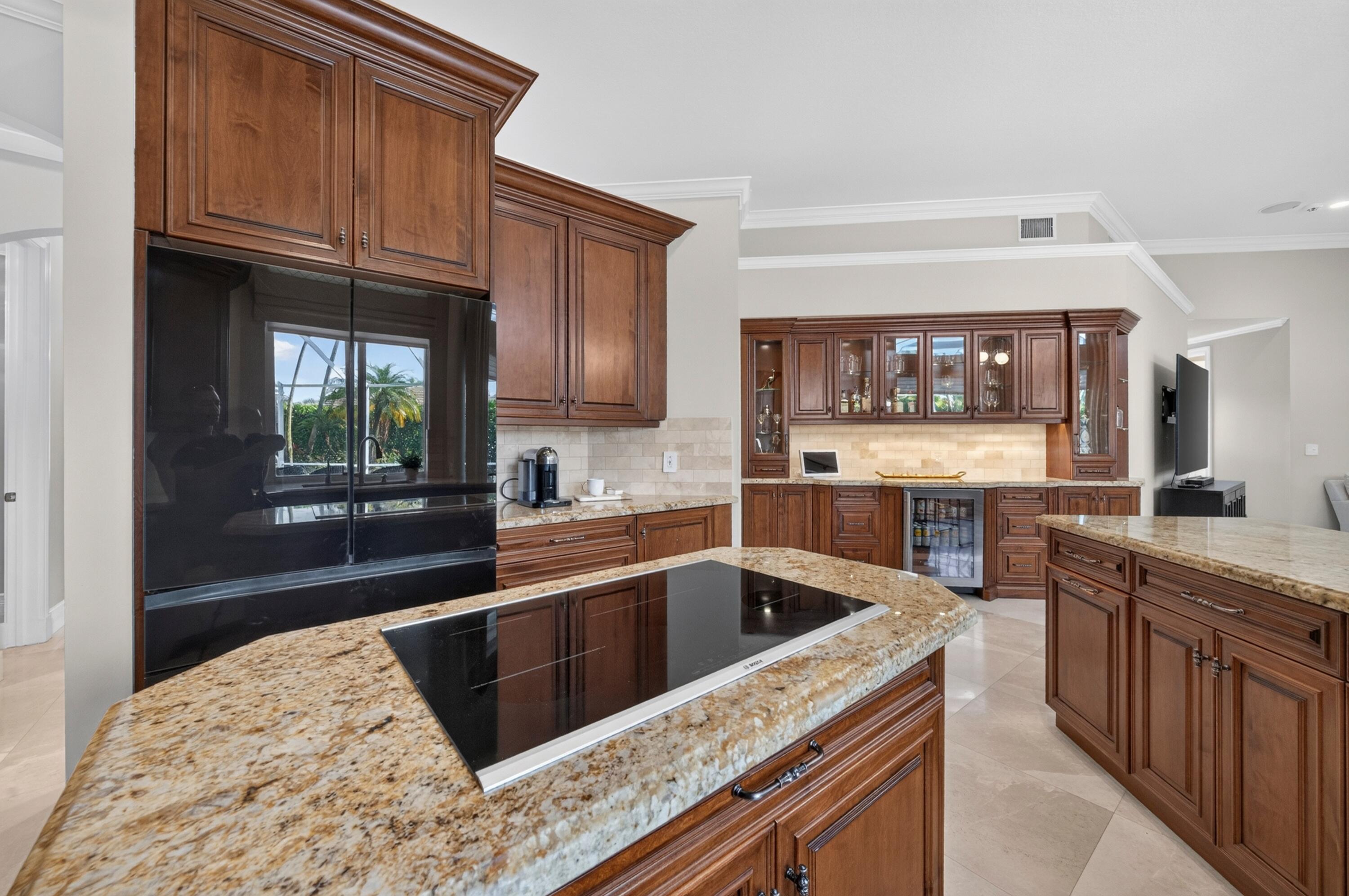 10506 NW 66th Street
