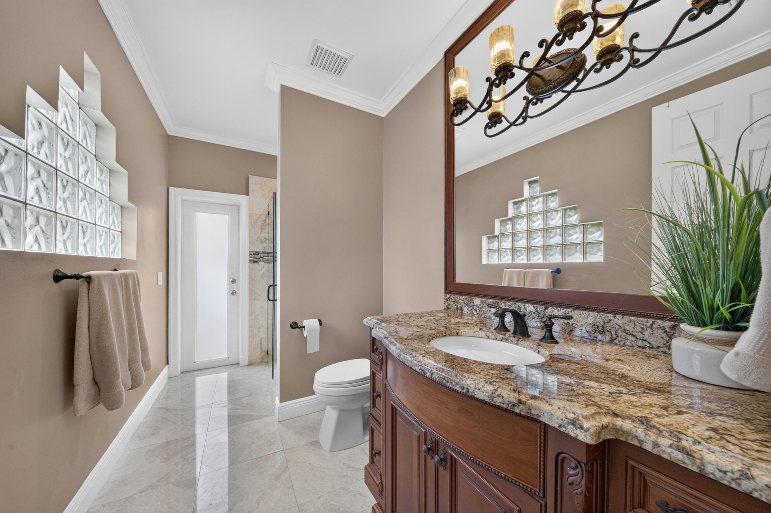 10506 NW 66th Street