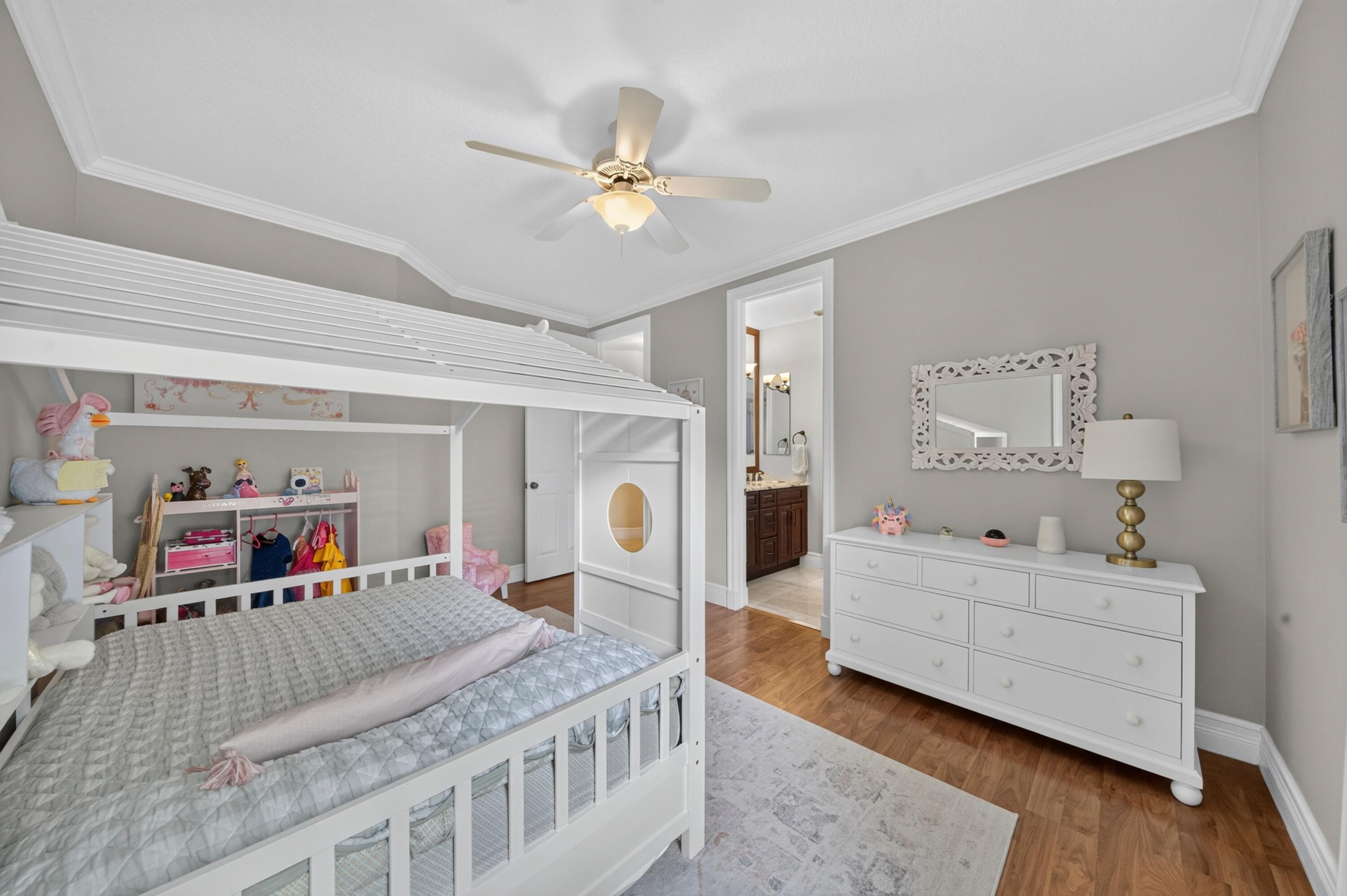 10506 NW 66th Street