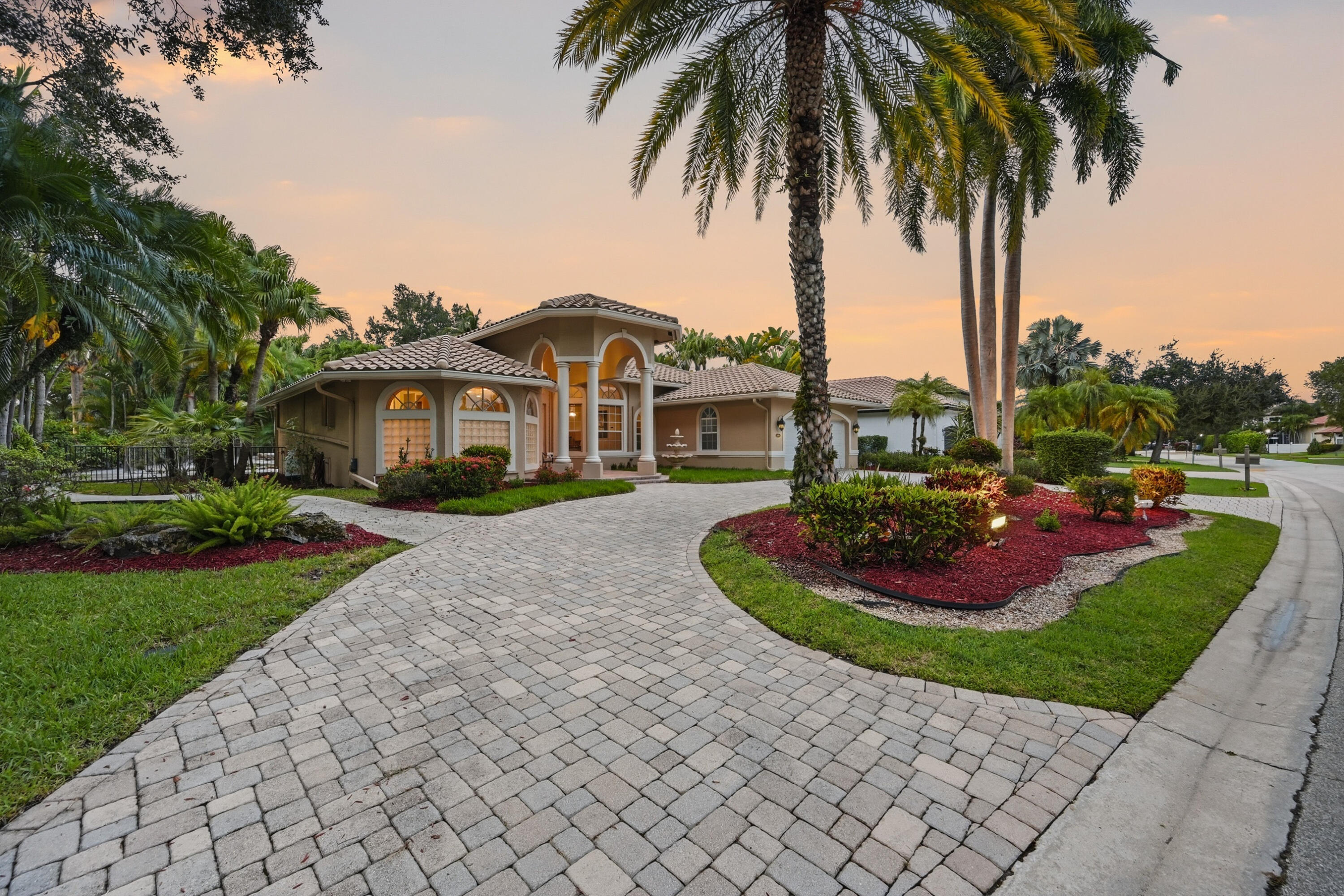 11889 NW 12TH Drive