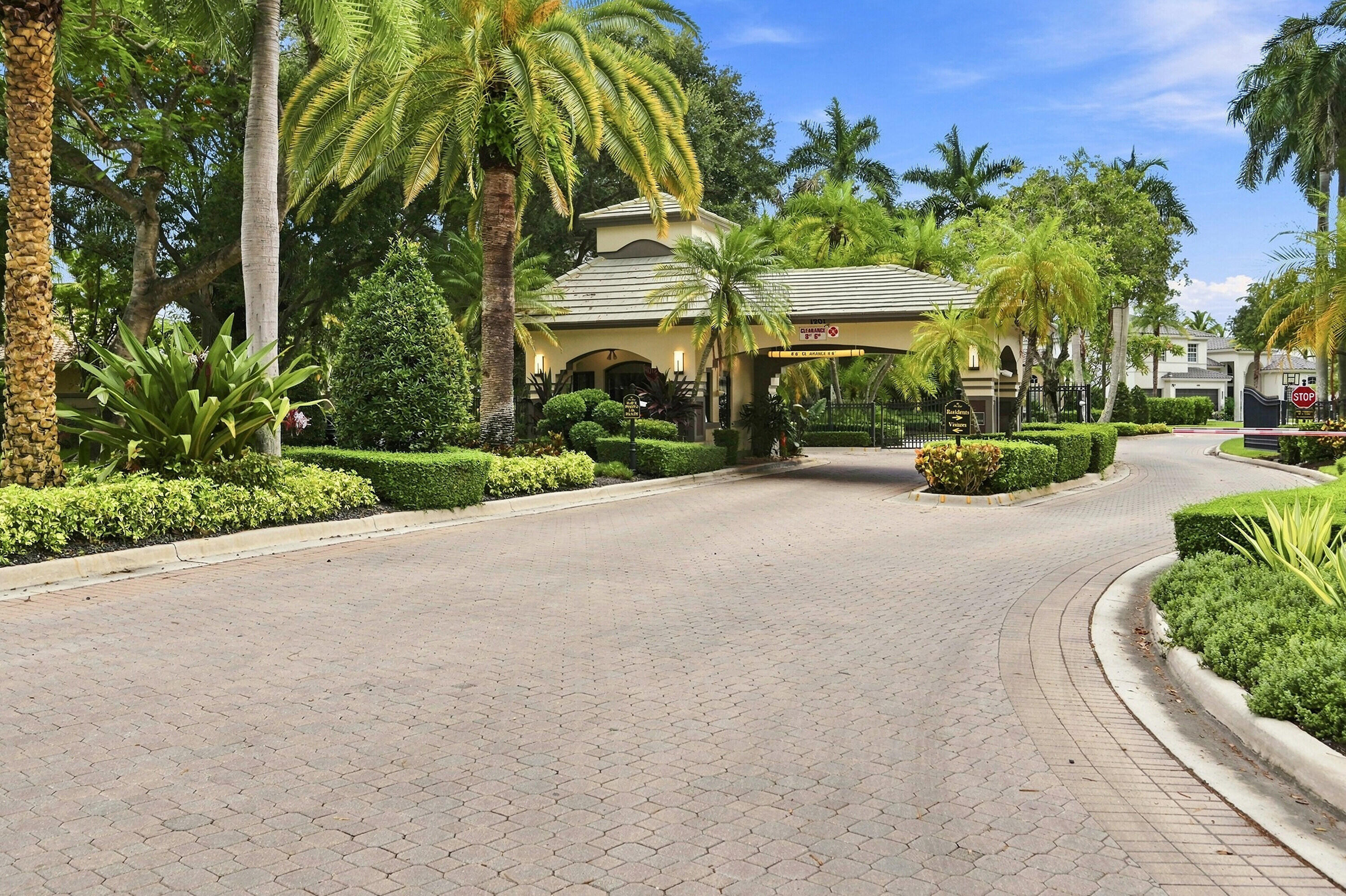 11889 NW 12TH Drive