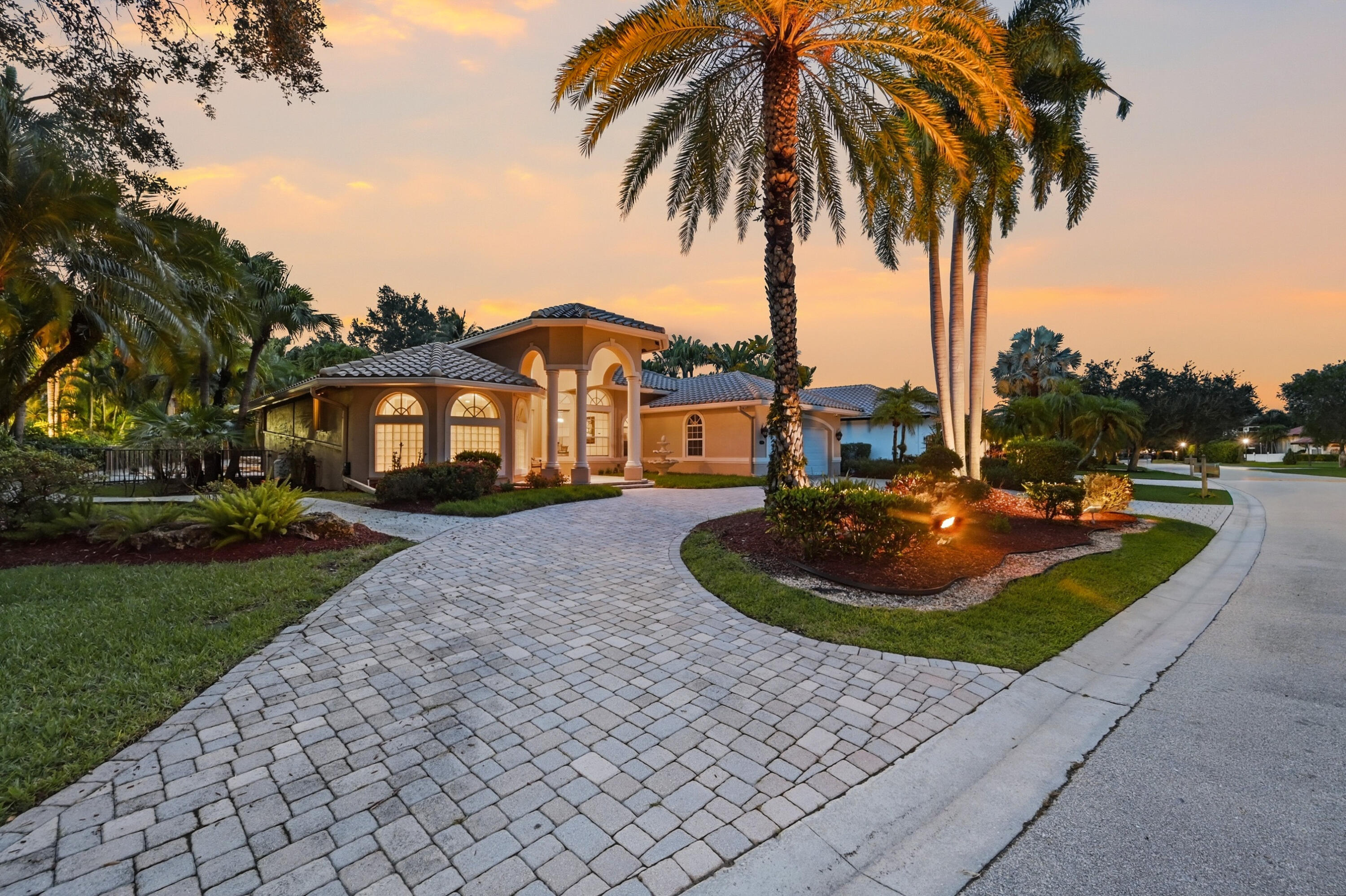 11889 NW 12TH Drive