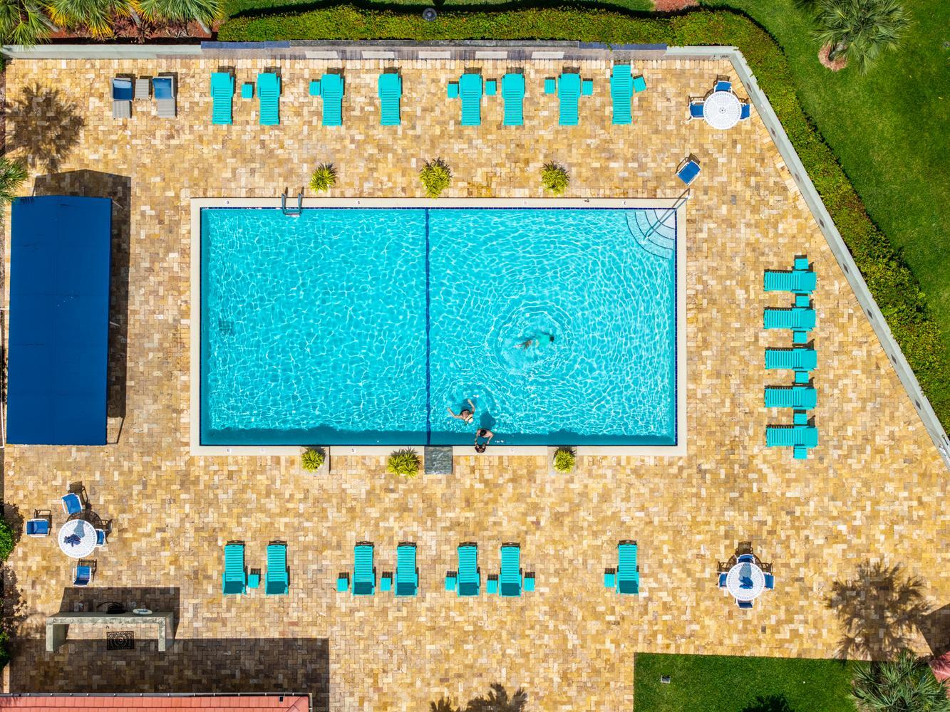 8425 Casa Del Lago Unit H