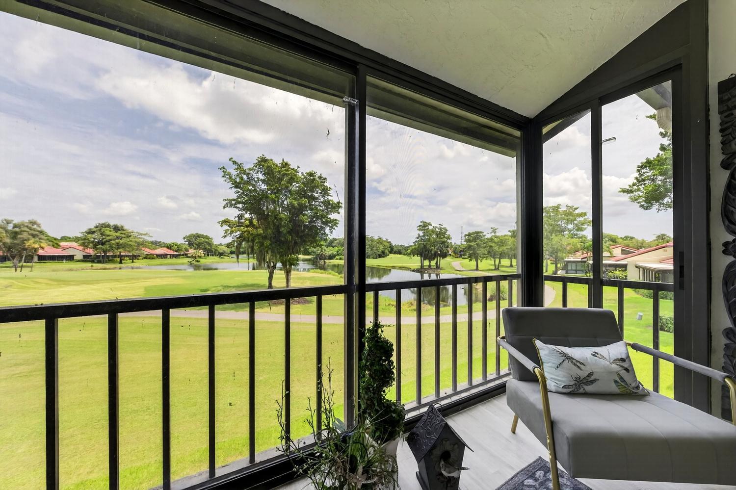 8425 Casa Del Lago Unit H